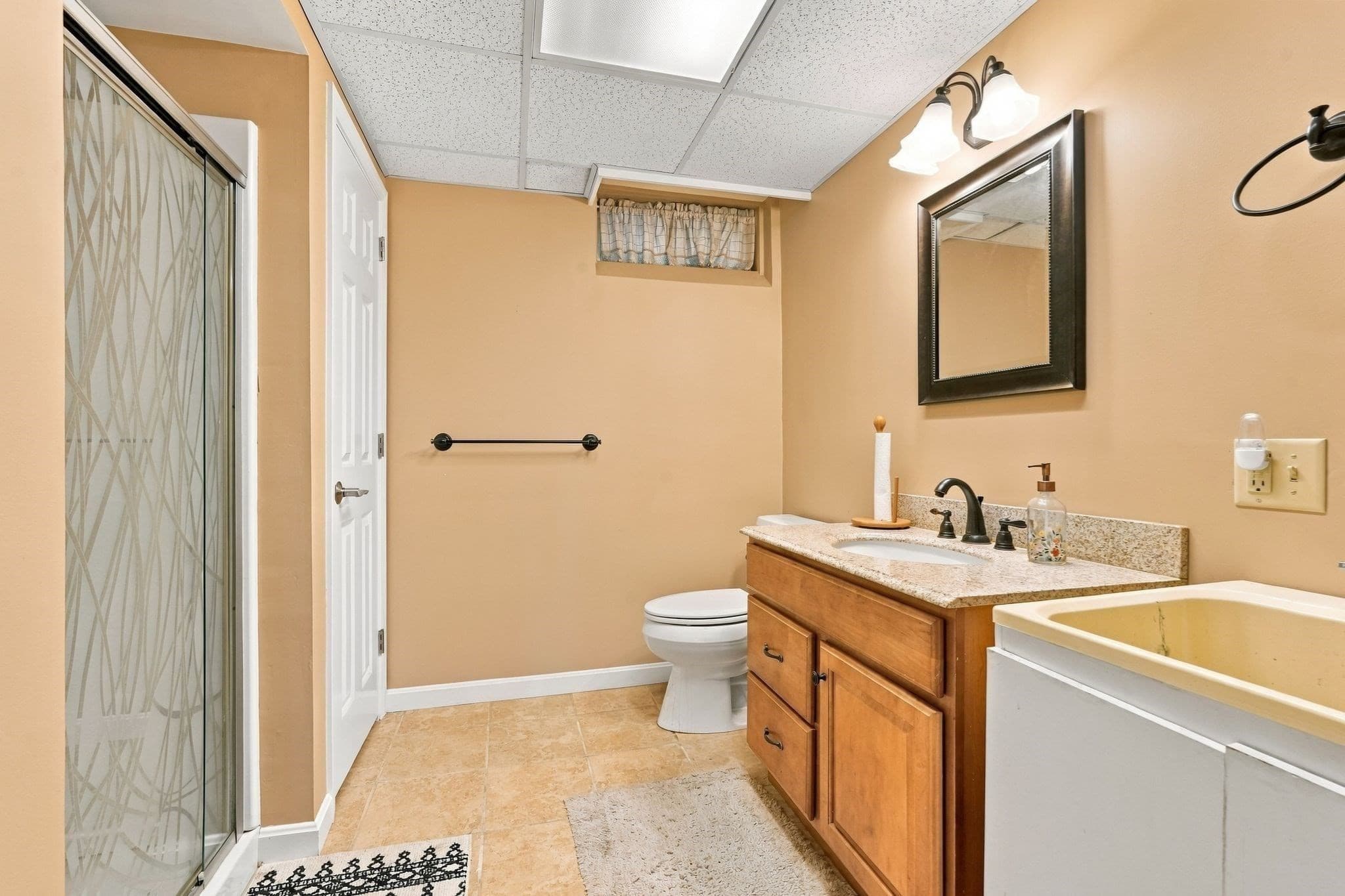 Single Family Residence at 5 Maxine Cir, Easthampton MA 01027, photo 25 of 42