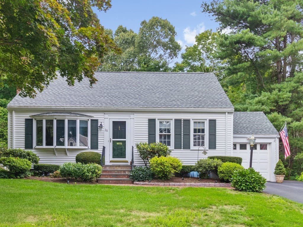 Single Family Residence at 28 Carver Road, Wellesley MA 02481, photo 2 of 41