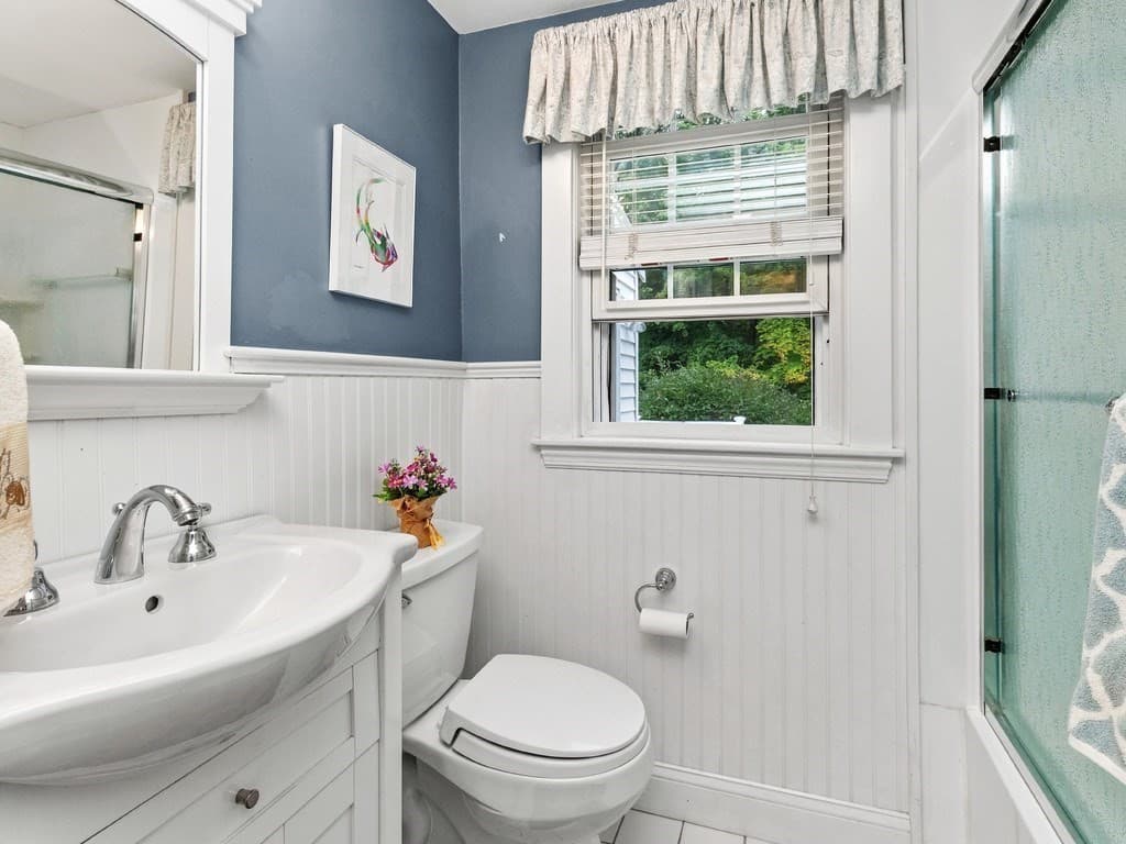 Single Family Residence at 28 Carver Road, Wellesley MA 02481, photo 17 of 41