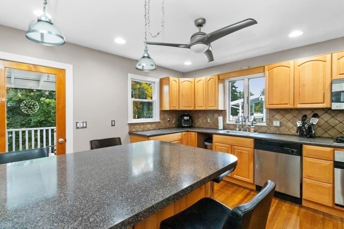 Multi Family at 76-78 Morton Street, Waltham MA 02453, photo 5 of 37