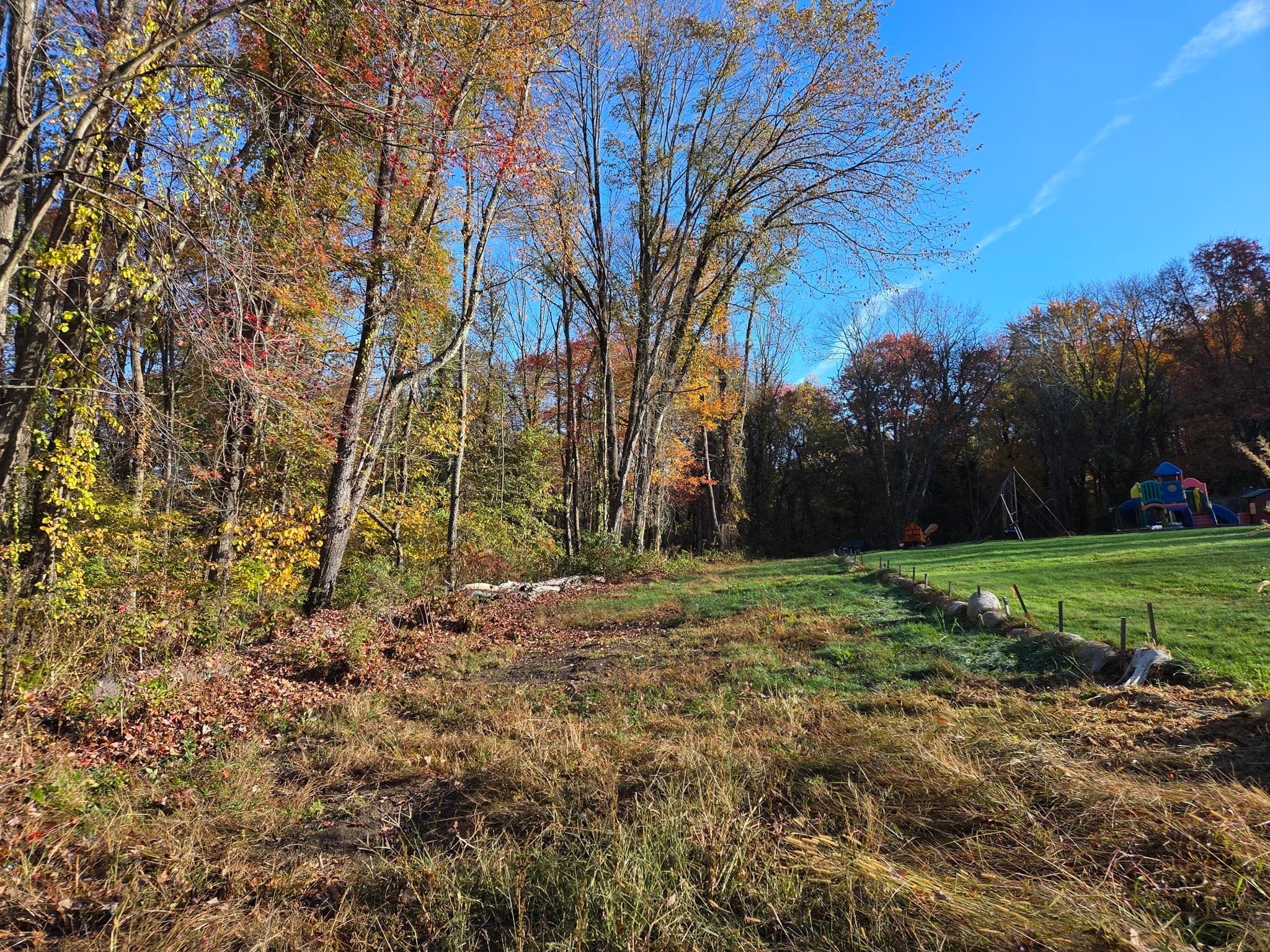 Residential at 77 Uxbridge Rd, Sutton MA 01590, photo 3 of 18