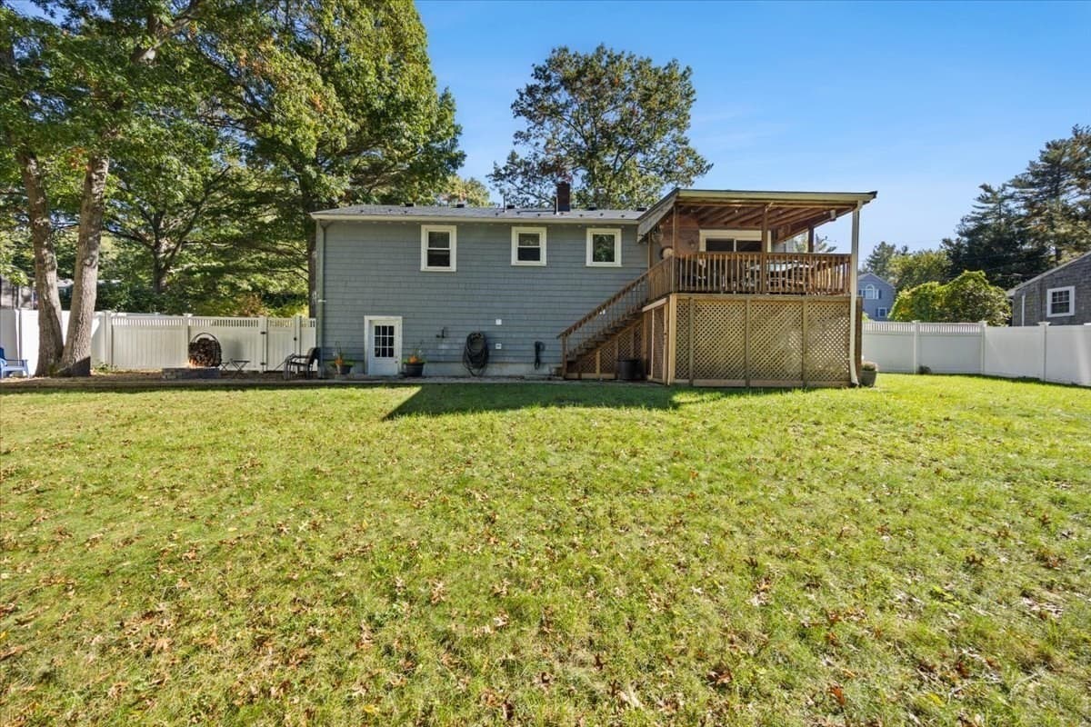 Single Family Residence at 33 Lantern Ln, Plymouth MA 02360, photo 4 of 42