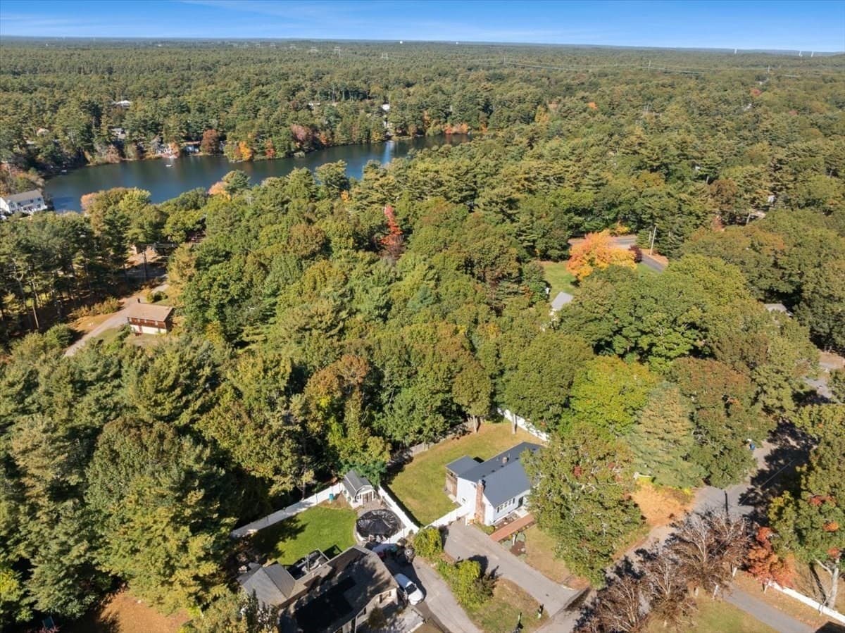 Single Family Residence at 33 Lantern Ln, Plymouth MA 02360, photo 8 of 42