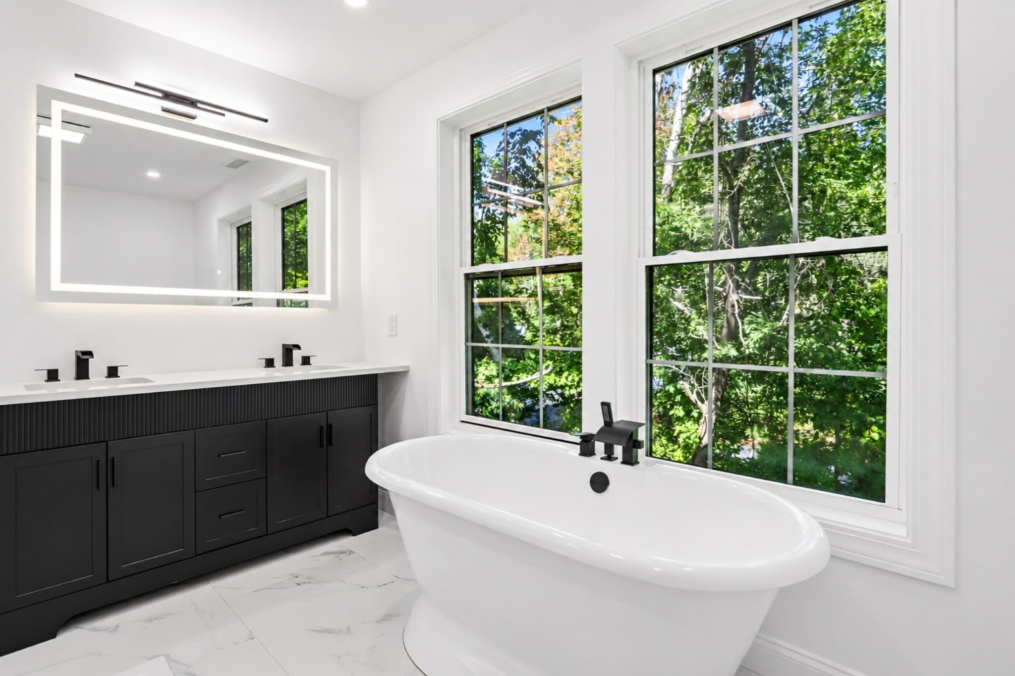 Single Family Residence at 21 Rockwood Heights Rd, Manchester MA 01944, photo 22 of 42
