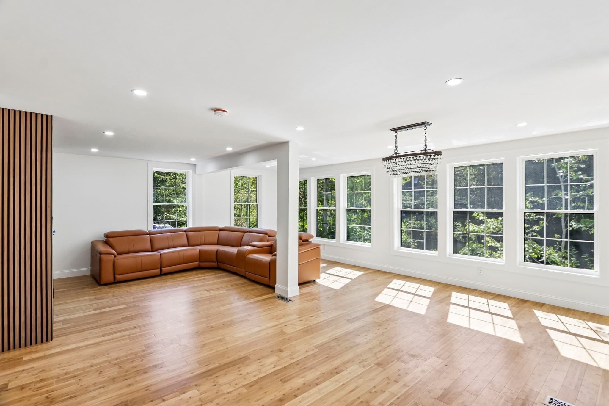 Single Family Residence at 21 Rockwood Heights Rd, Manchester MA 01944, photo 15 of 42