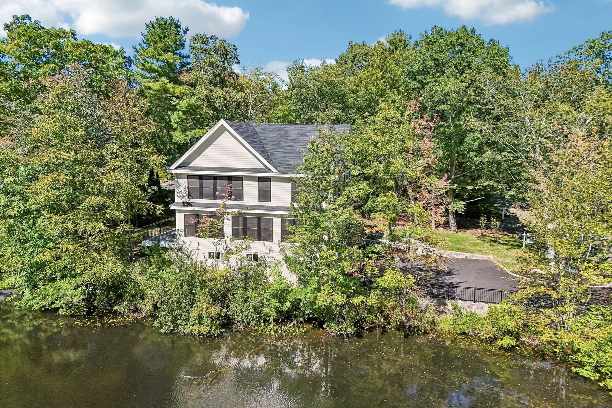 Single Family Residence at 21 Rockwood Heights Rd, Manchester MA 01944, photo 35 of 42