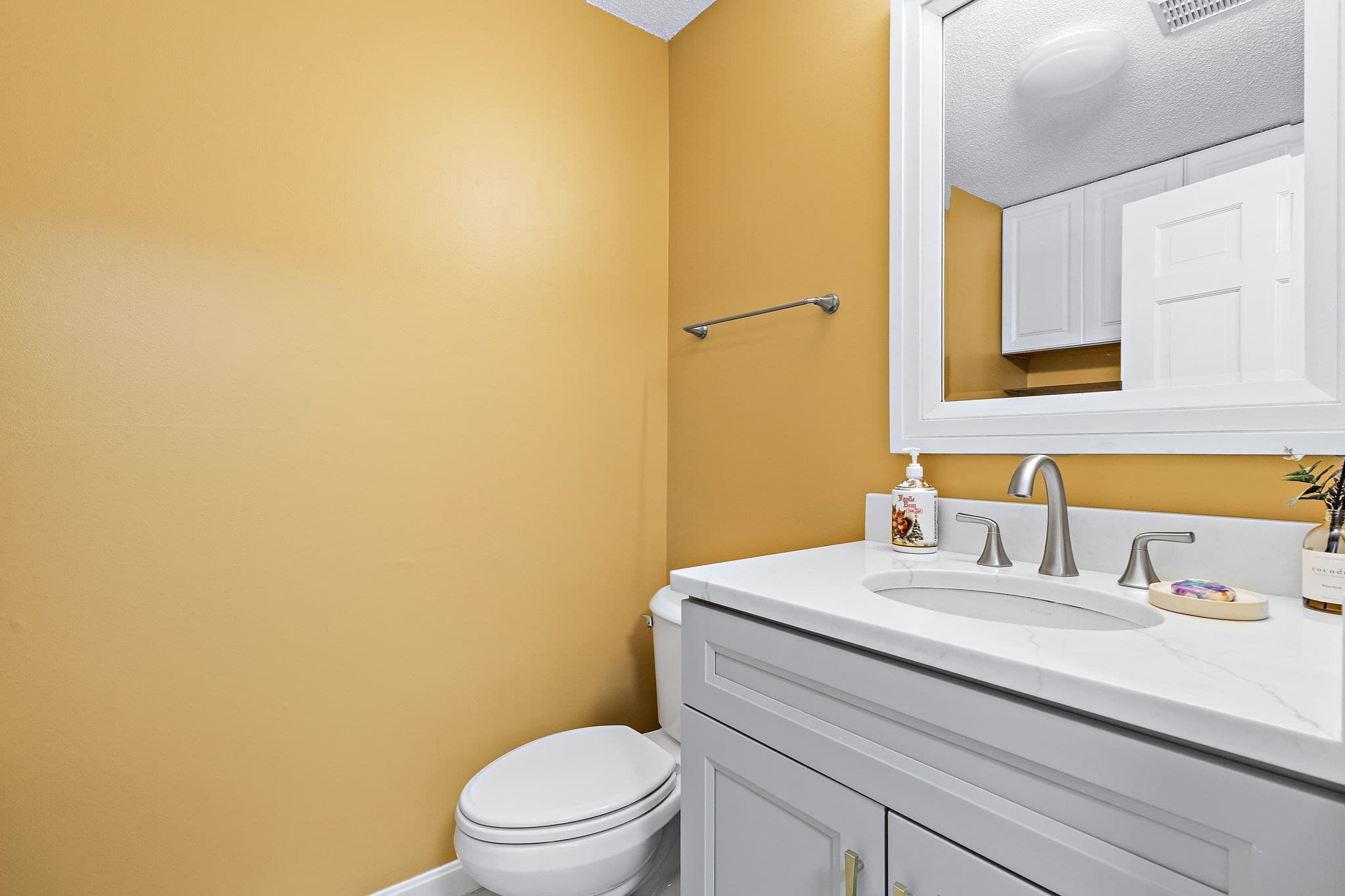 Condominium at 10 Eugene St # 10, Lowell MA 01852, photo 15 of 23