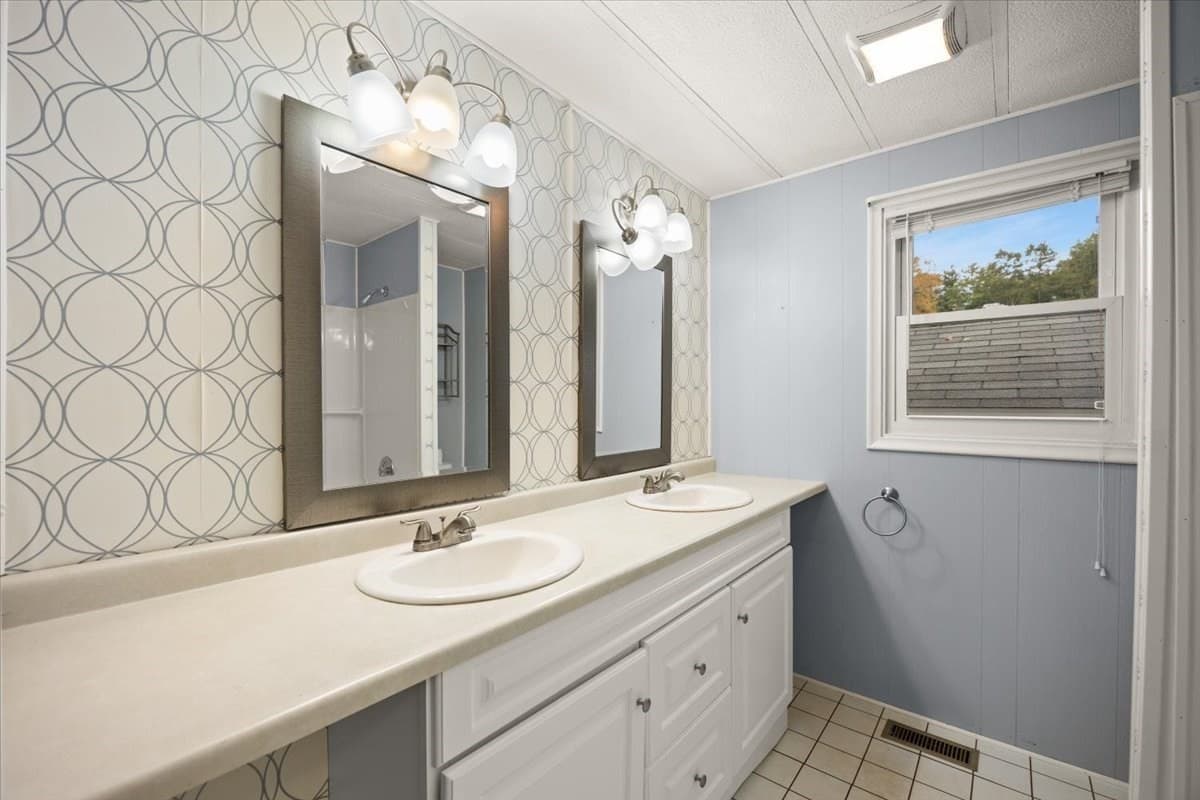 Single Family Residence at 59 Bally Dr, Raynham MA 02767, photo 15 of 21
