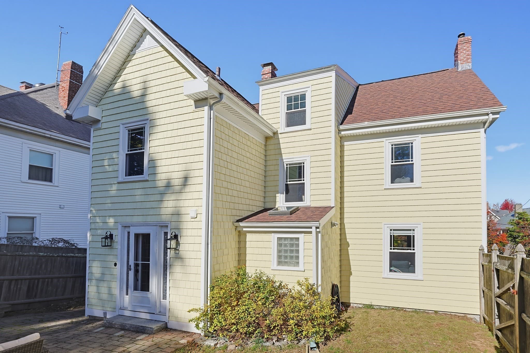 Single Family Residence at 44 Lincoln Ave, Quincy MA 02170, photo 23 of 24