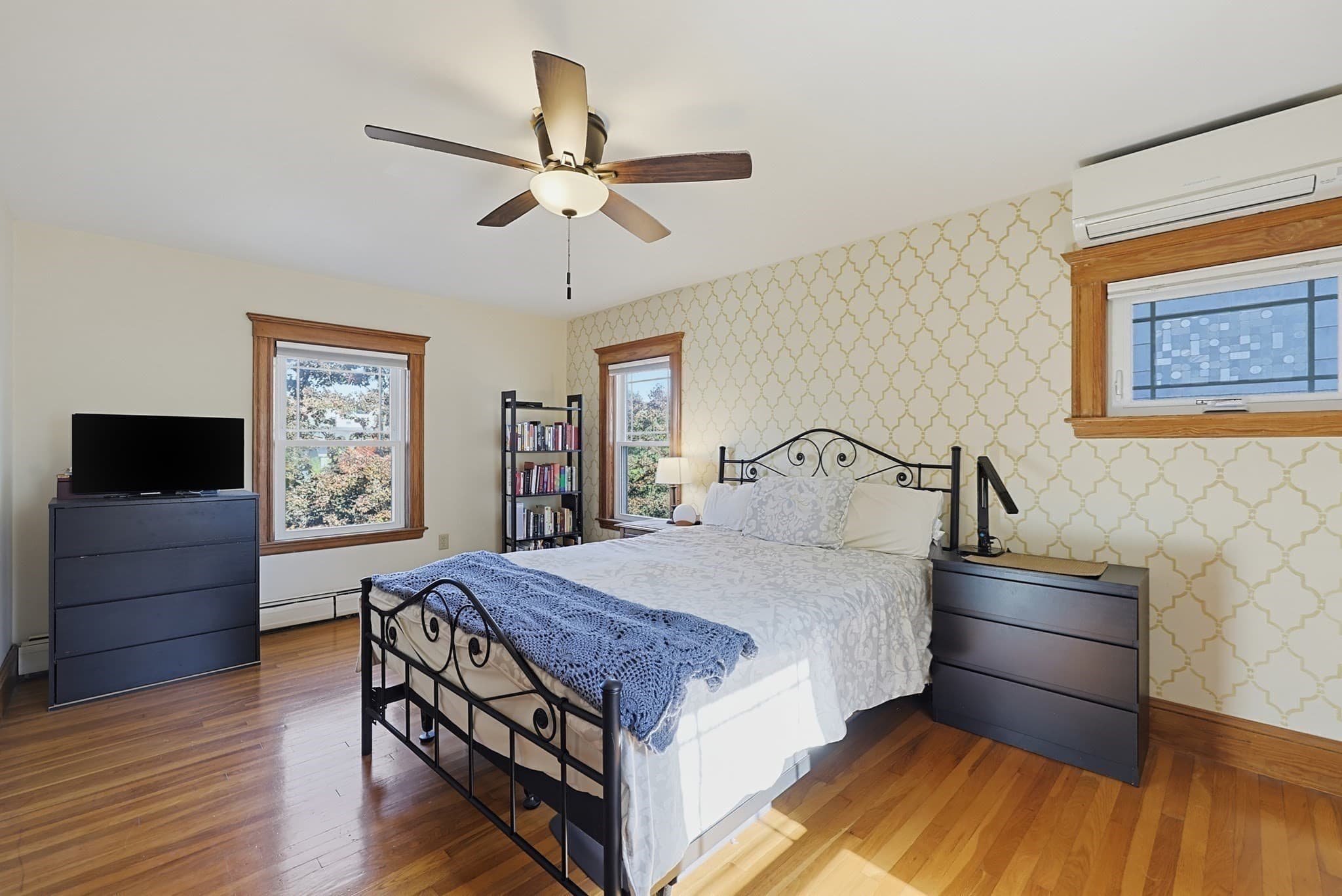 Single Family Residence at 44 Lincoln Ave, Quincy MA 02170, photo 12 of 24
