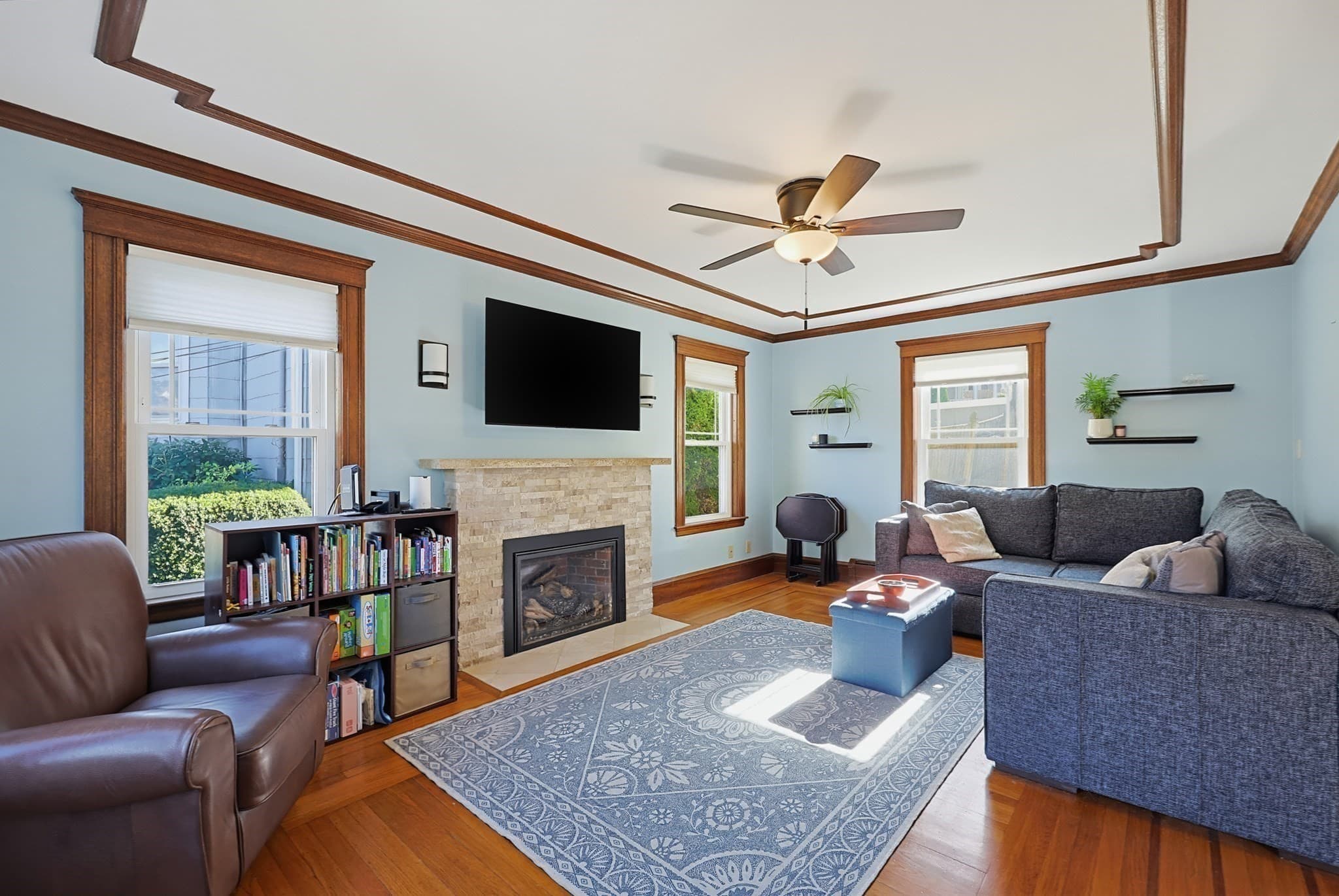 Single Family Residence at 44 Lincoln Ave, Quincy MA 02170, photo 4 of 24