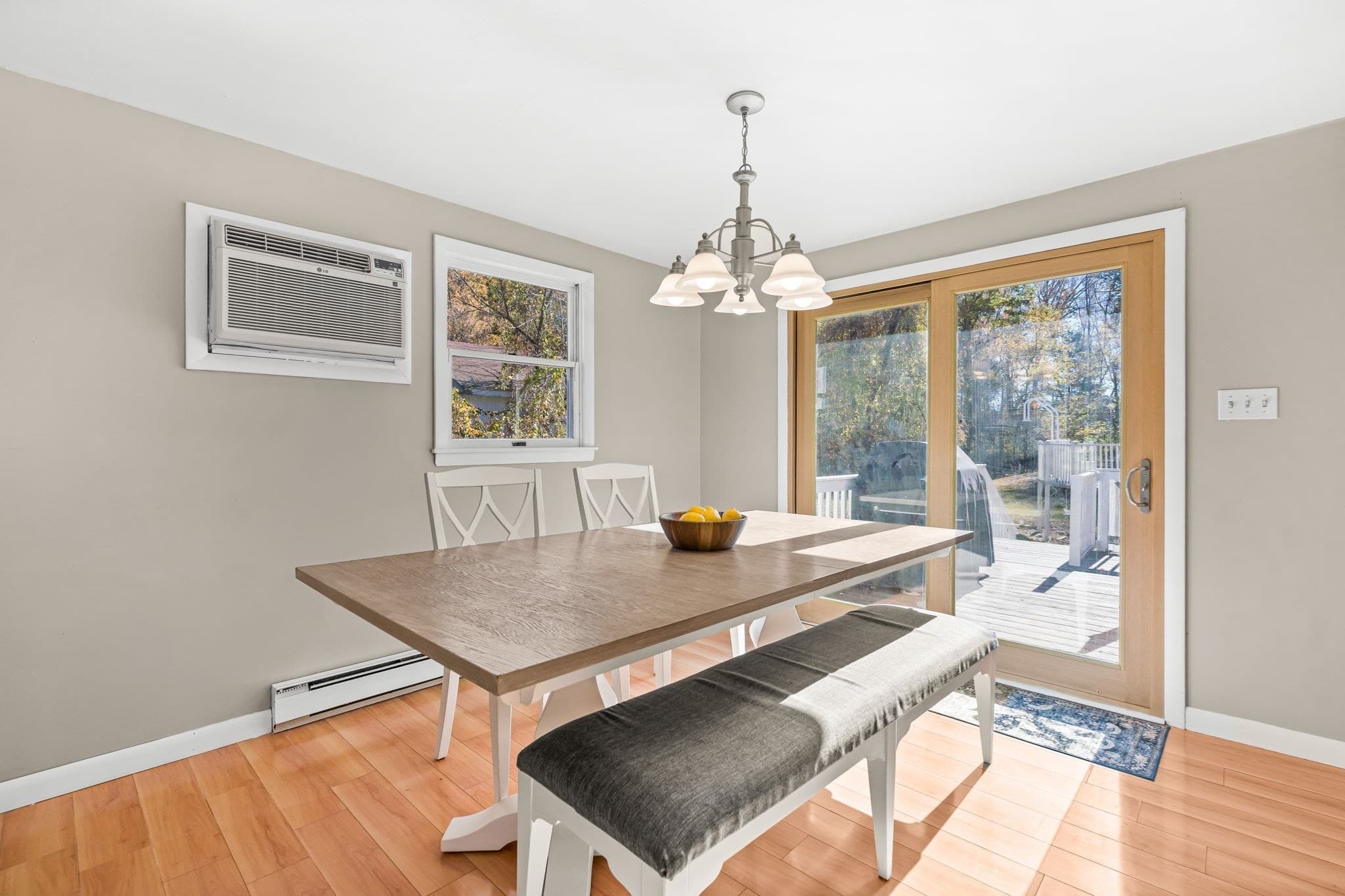 Single Family Residence at 10 Garden Brook Rd, Billerica MA 01821, photo 12 of 42
