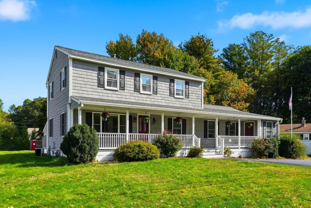 Single Family Residence at 78 Jackson Ave, Dracut MA 01826, photo 5 of 39