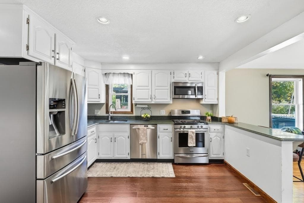 Single Family Residence at 78 Jackson Ave, Dracut MA 01826, photo 14 of 39