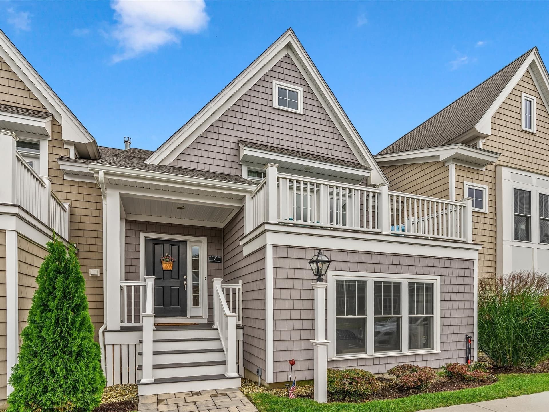 7 Meadowbrook Dr, Plymouth MA 02360