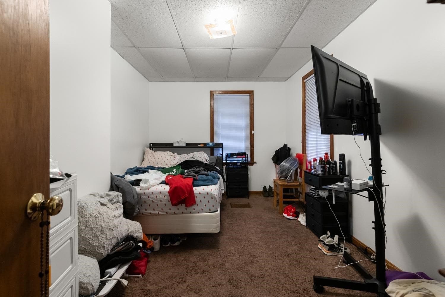 4 Family - 4 Units Up/Down at 20 W Water St, Wakefield MA 01880, photo 28 of 37