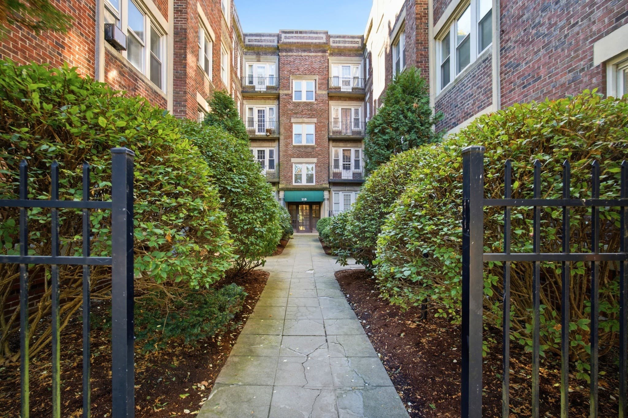 Condominium at 120 Longhill St # 3C, Springfield MA 01108, photo 3 of 23