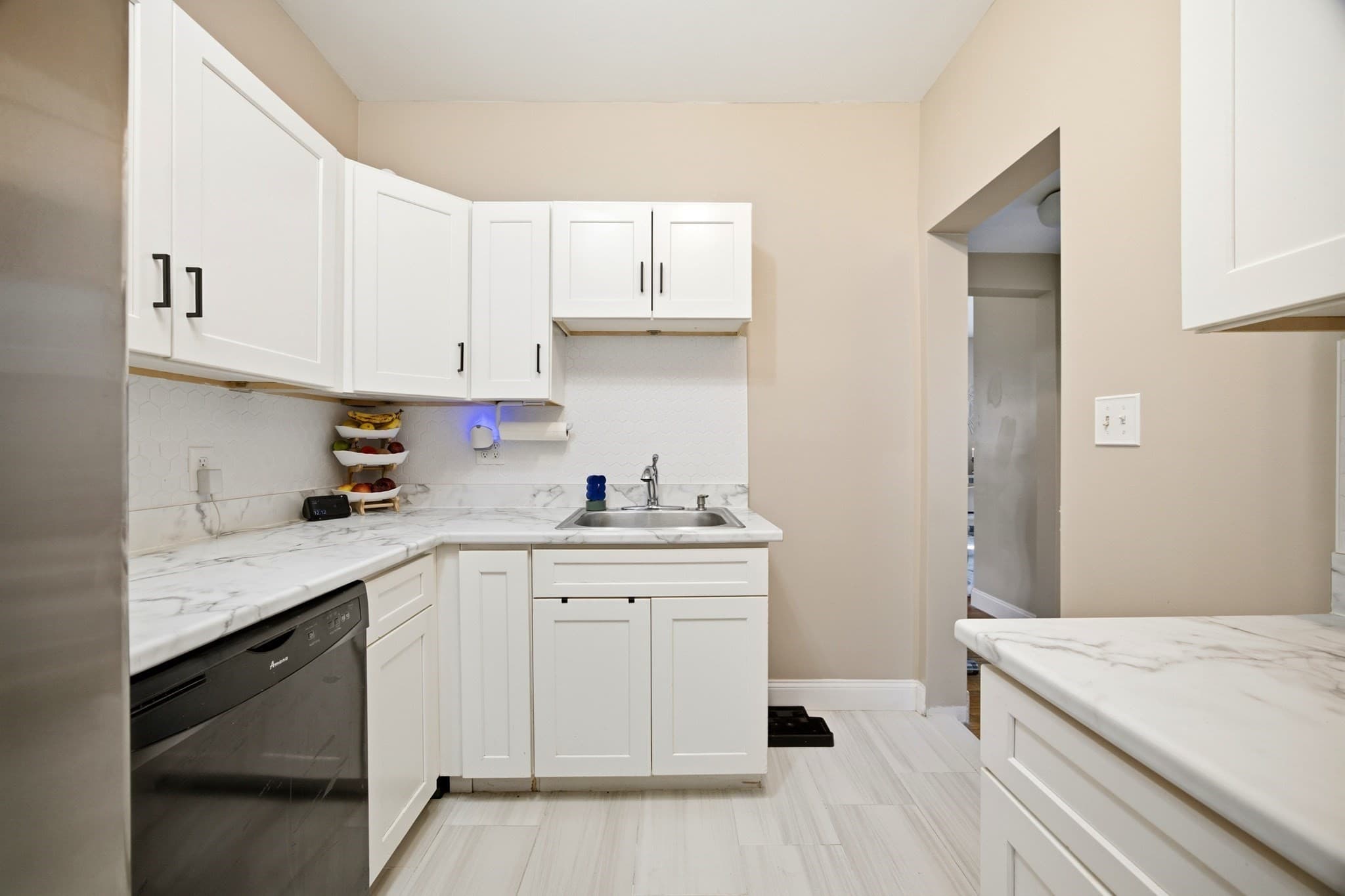 Condominium at 120 Longhill St # 3C, Springfield MA 01108, photo 5 of 23