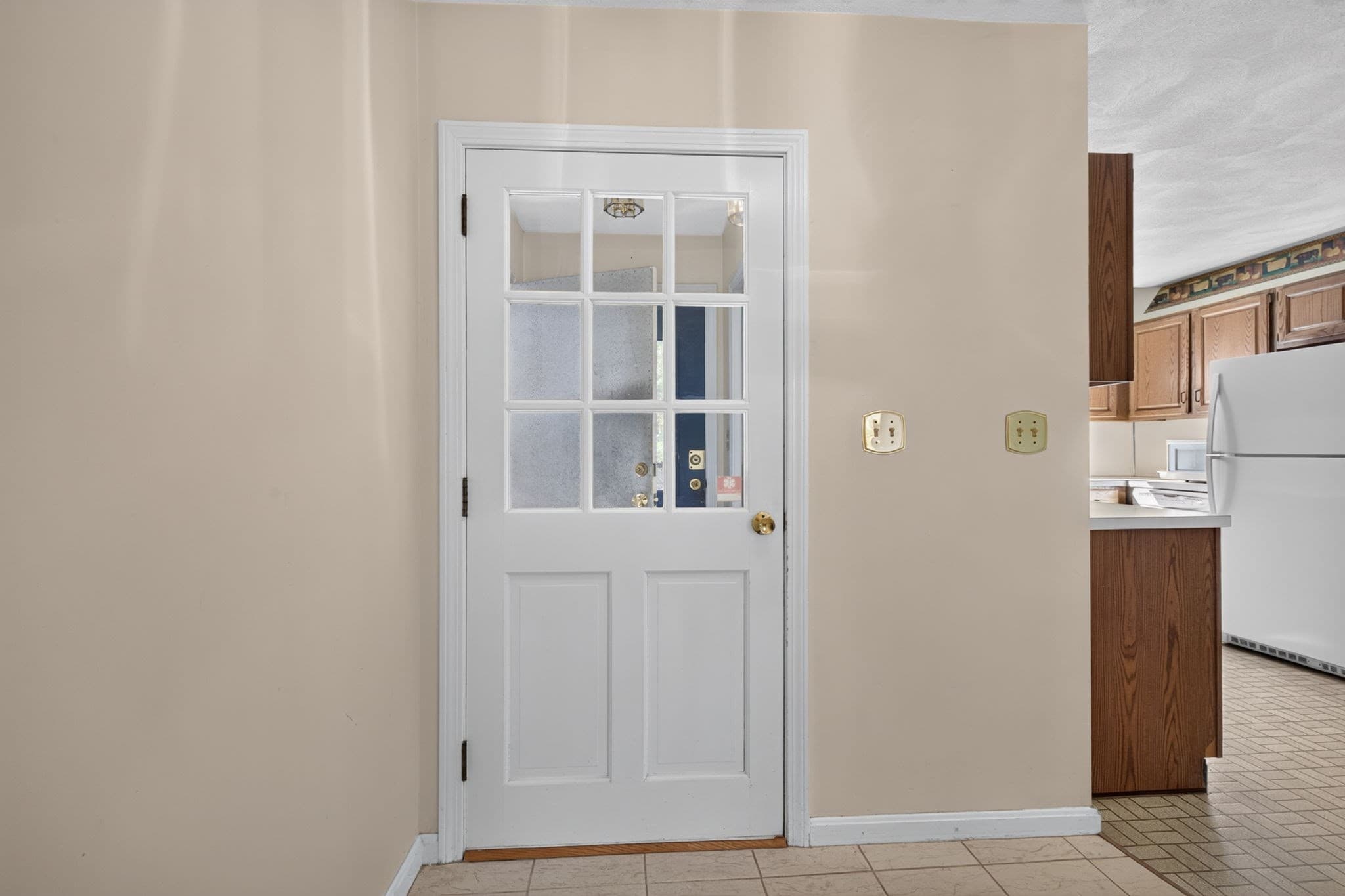 Condominium at 401 Colonial Drive # 38, Ipswich MA 01938, photo 5 of 42