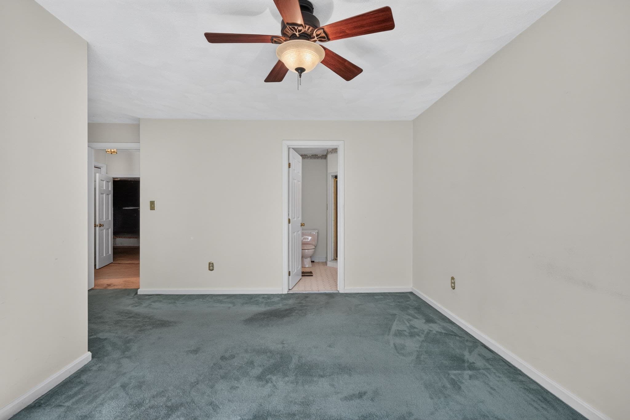 Condominium at 401 Colonial Drive # 38, Ipswich MA 01938, photo 20 of 42
