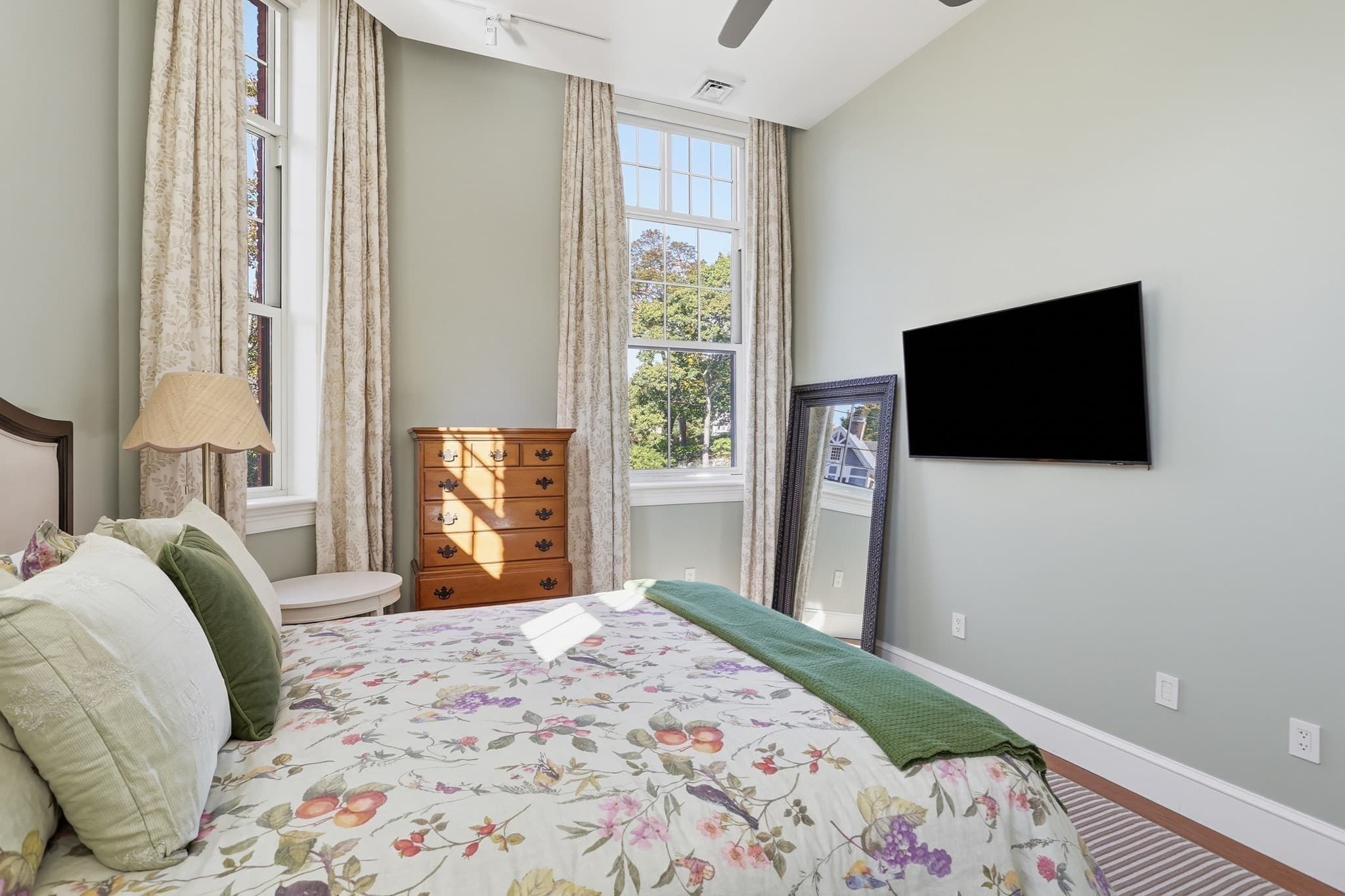 Condominium at 33 Forest Street # 206, Lexington MA 02421, photo 20 of 31