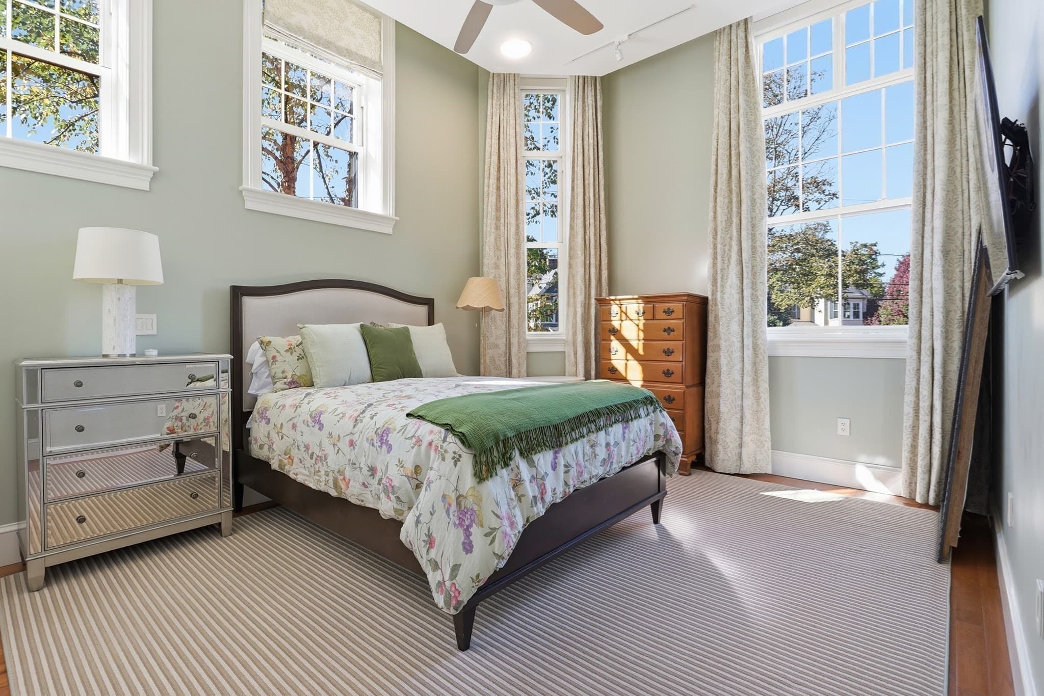 Condominium at 33 Forest Street # 206, Lexington MA 02421, photo 18 of 31