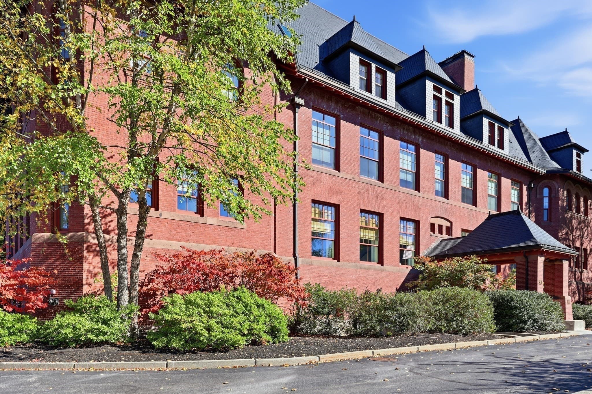 Condominium at 33 Forest Street # 206, Lexington MA 02421, photo 29 of 31