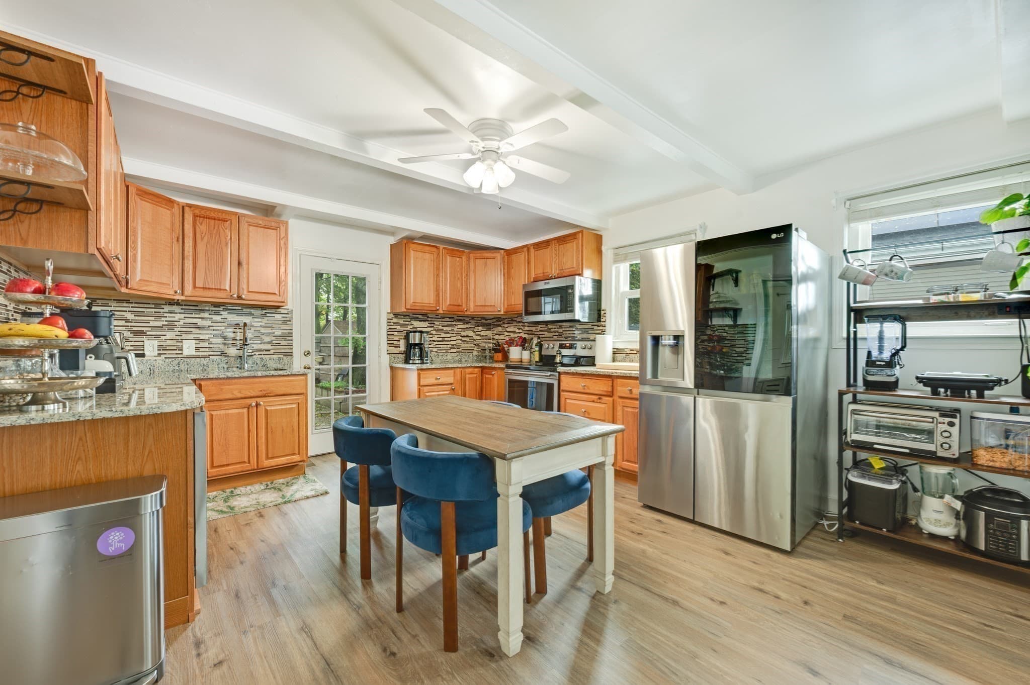 Single Family Residence at 7 Lawndale Ave, Saugus MA 01906, photo 7 of 31
