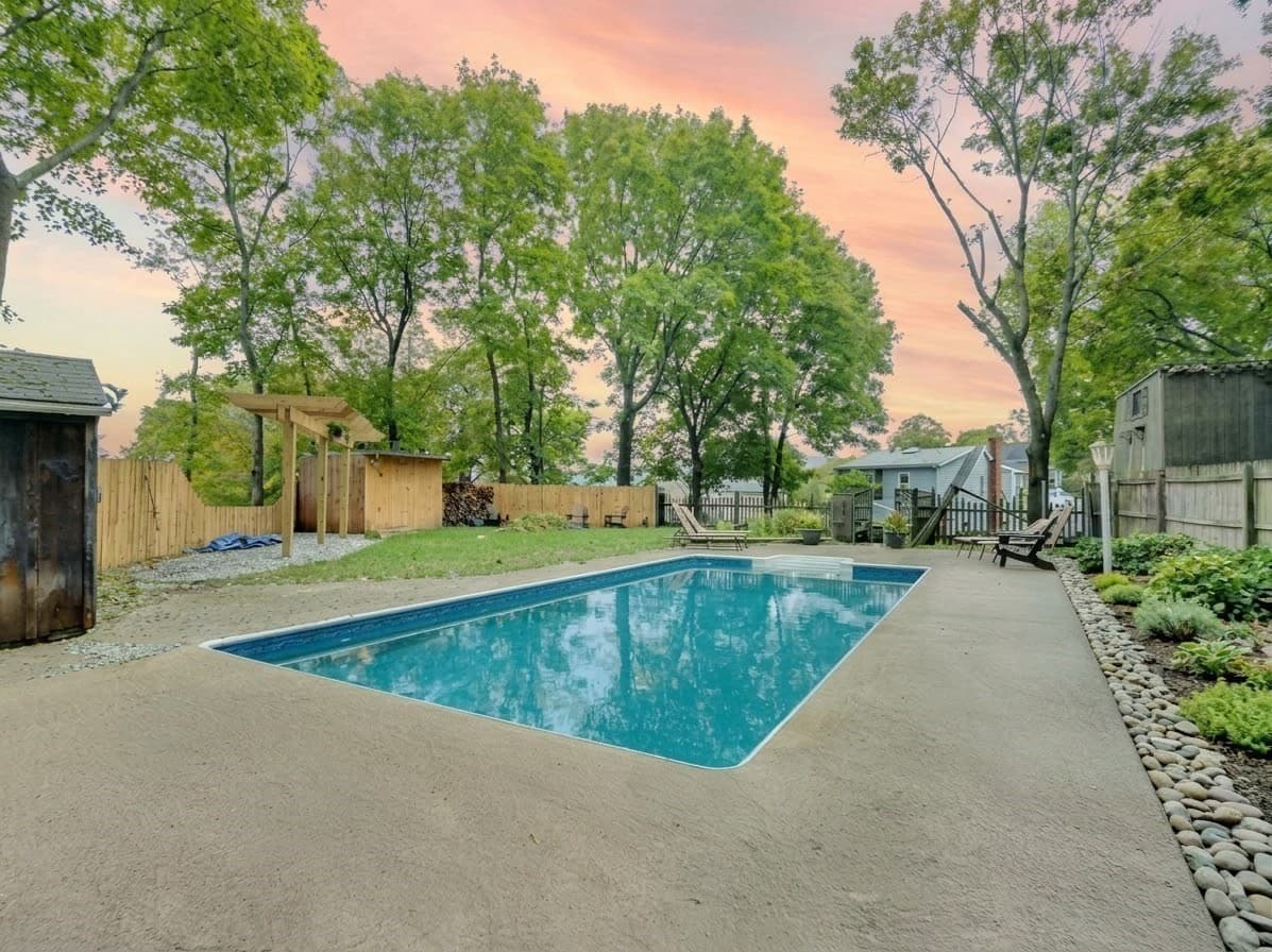 Single Family Residence at 7 Lawndale Ave, Saugus MA 01906, photo 24 of 31