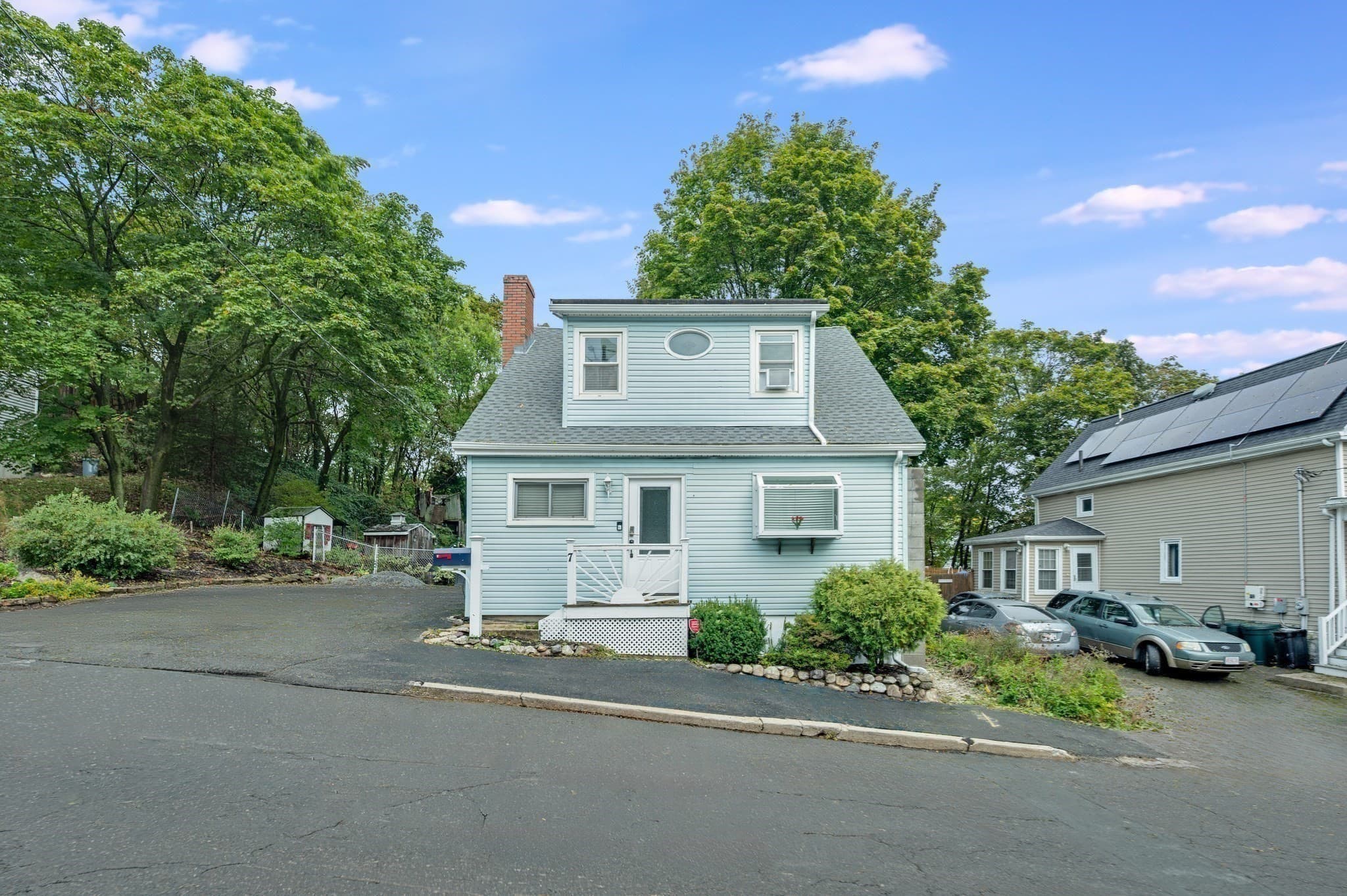Single Family Residence at 7 Lawndale Ave, Saugus MA 01906, photo 4 of 31