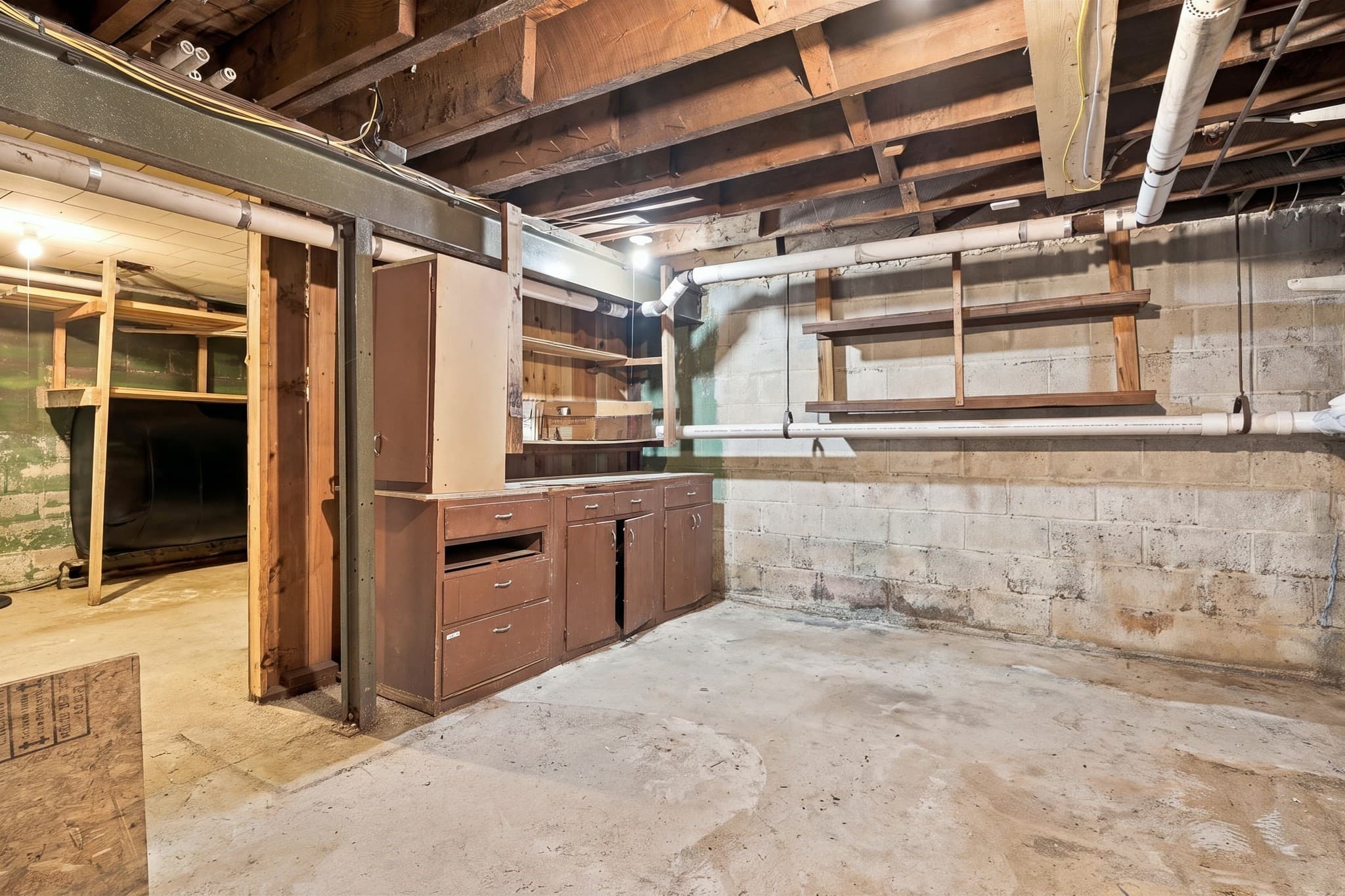 Single Family Residence at 10 Davenport St, Worcester MA 01610, photo 30 of 41