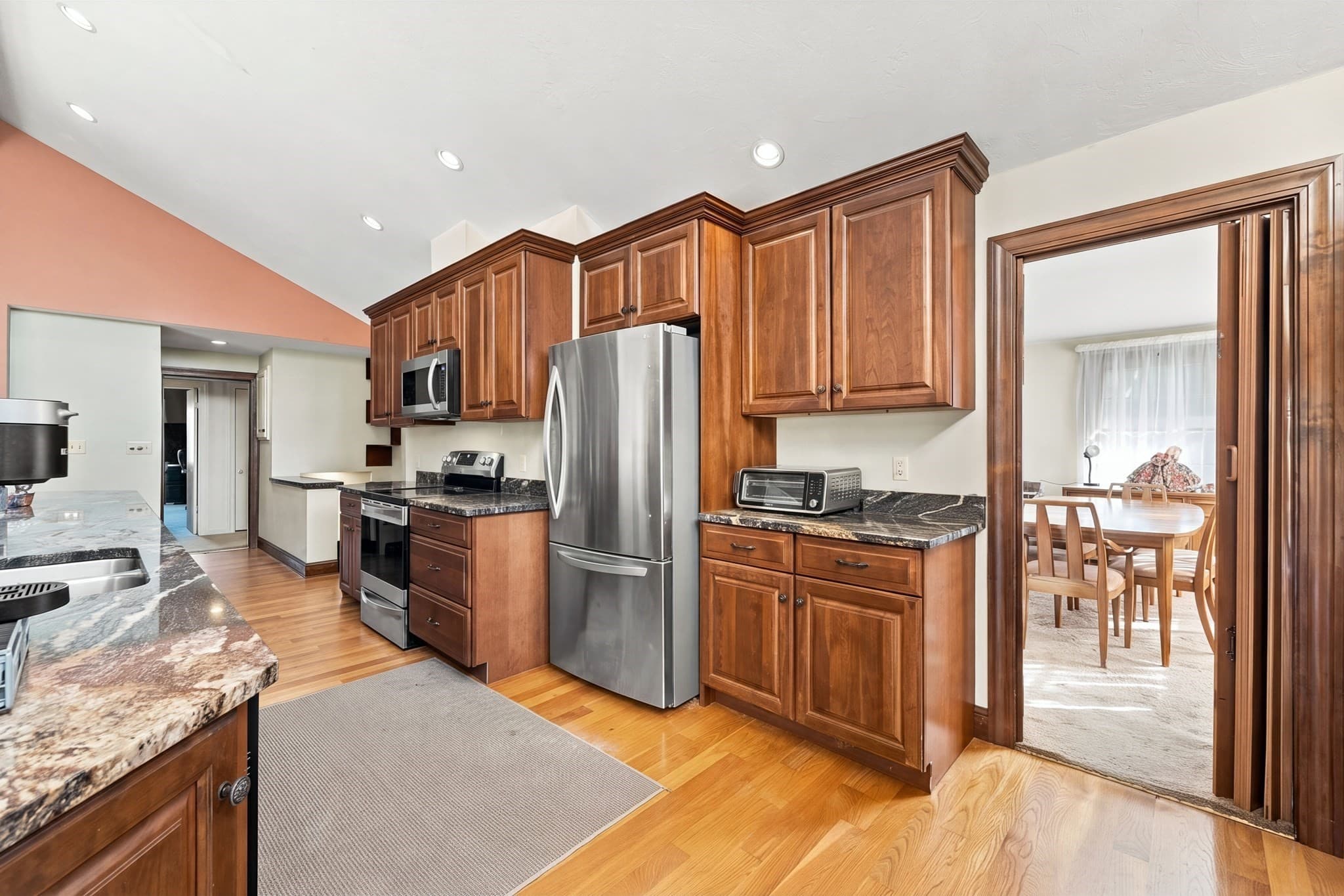 Single Family Residence at 10 Davenport St, Worcester MA 01610, photo 15 of 41