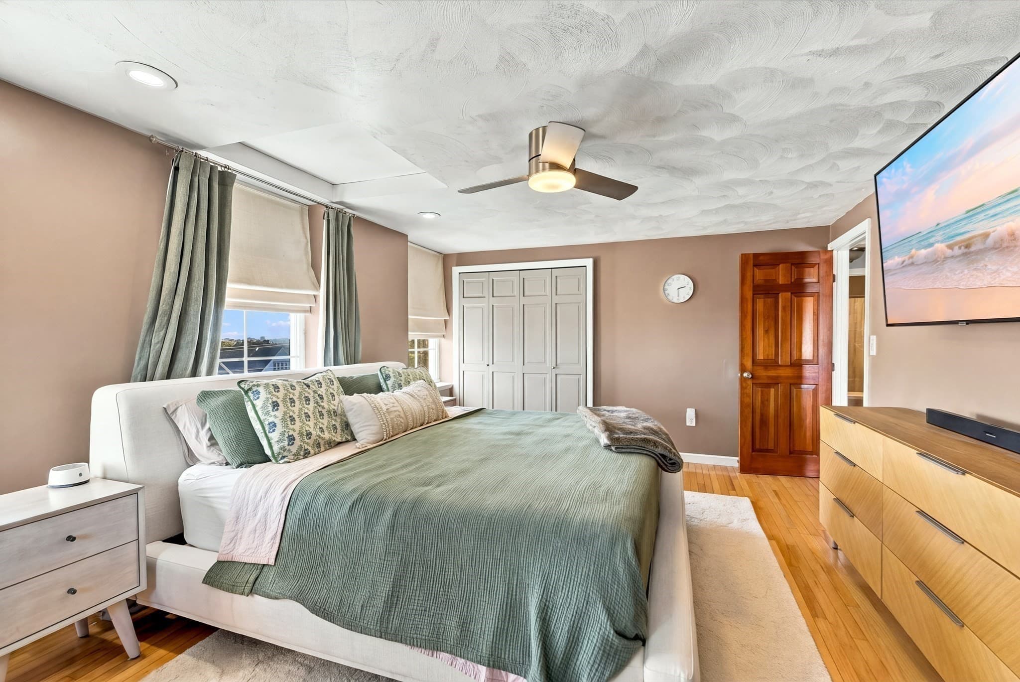 Condominium at 663 Boston St # 7, Lynn MA 01905, photo 16 of 41
