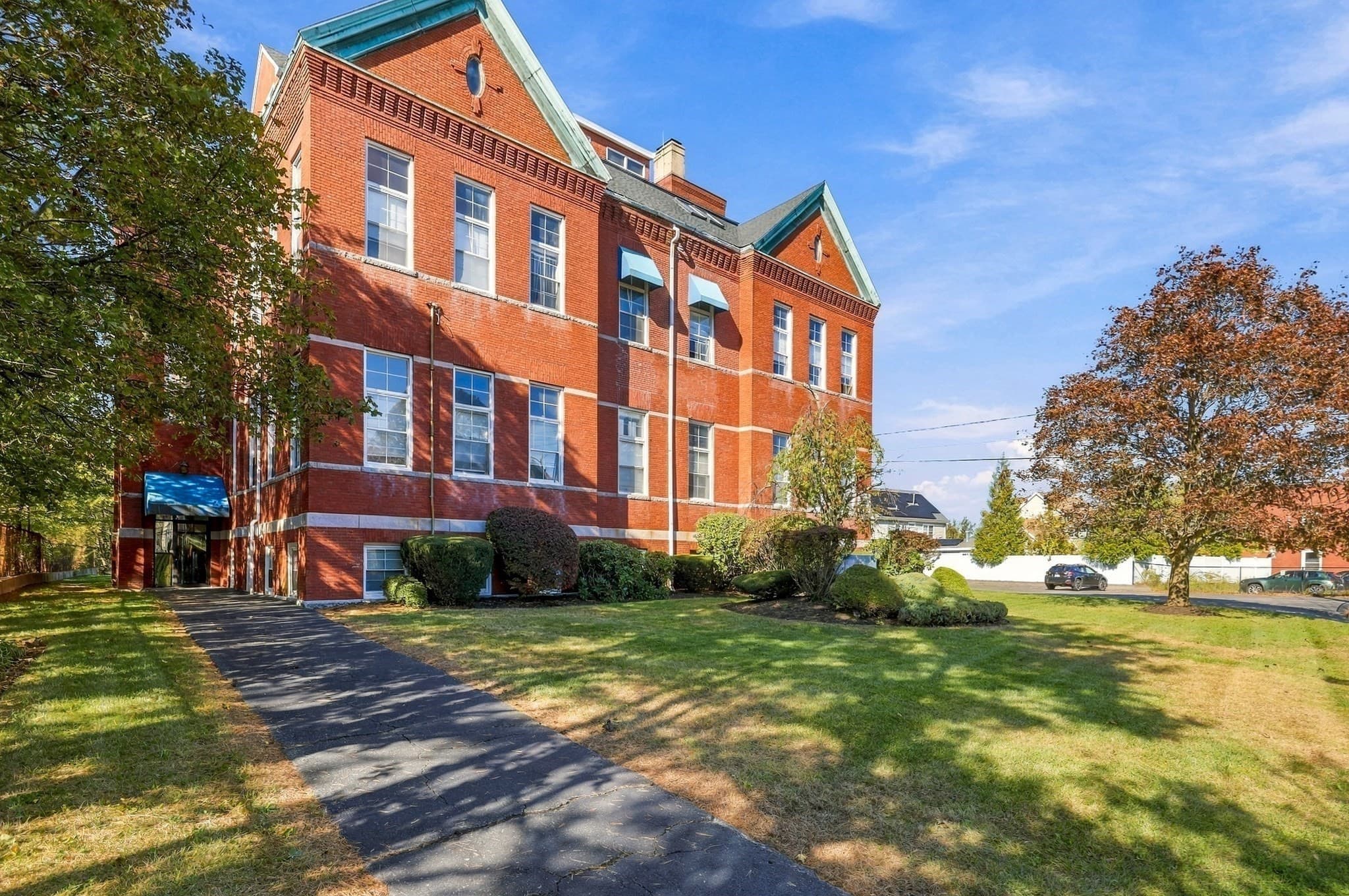 Condominium at 663 Boston St # 7, Lynn MA 01905, photo 32 of 41