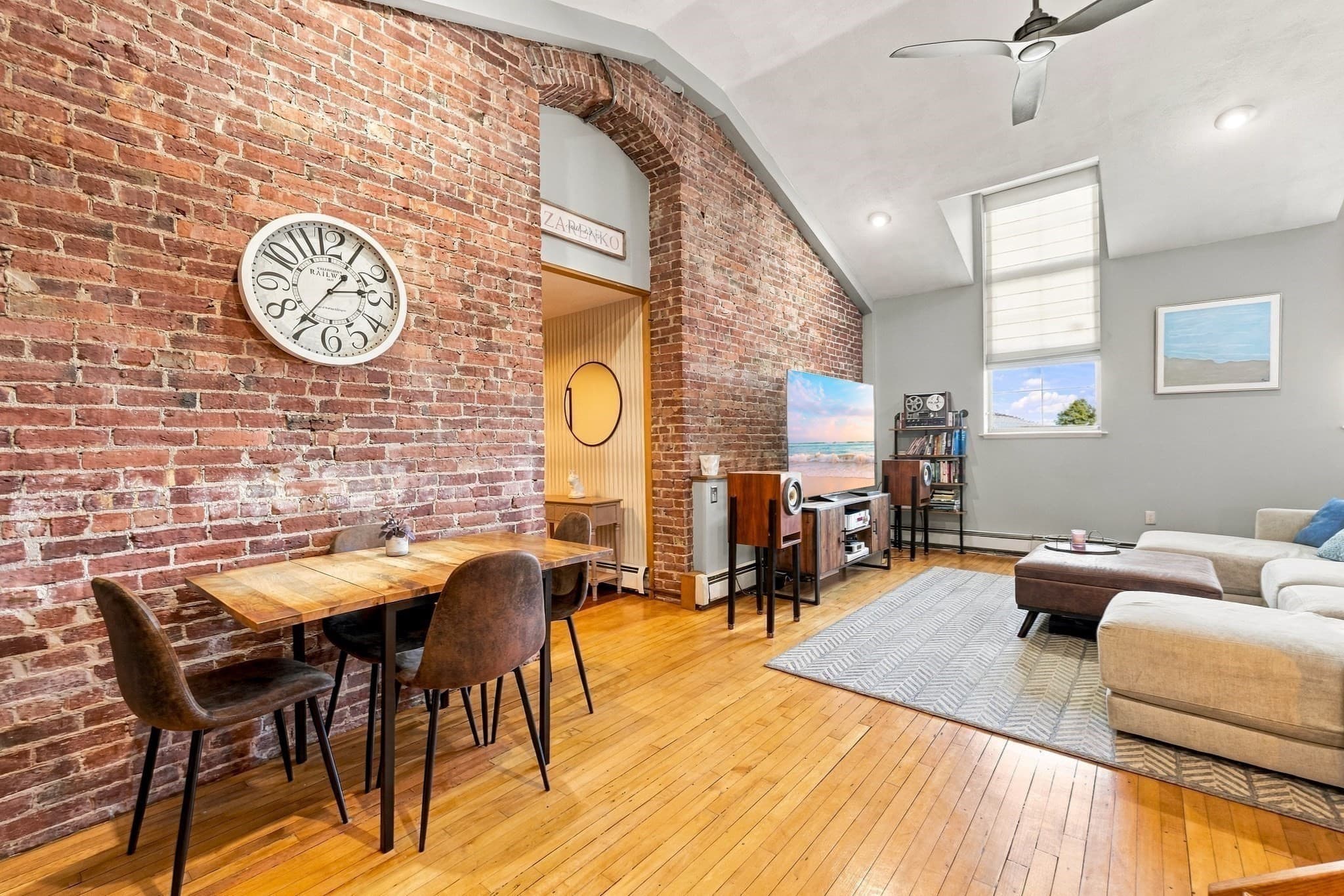 Condominium at 663 Boston St # 7, Lynn MA 01905, photo 5 of 41