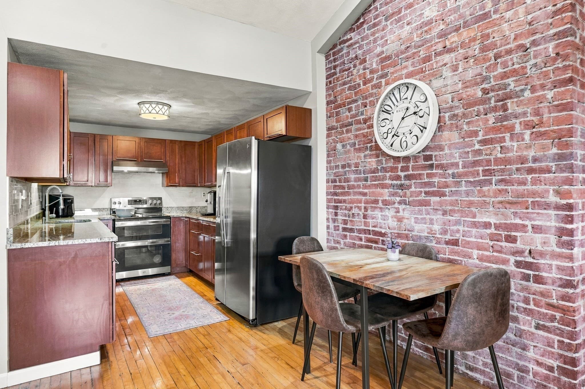 Condominium at 663 Boston St # 7, Lynn MA 01905, photo 10 of 41