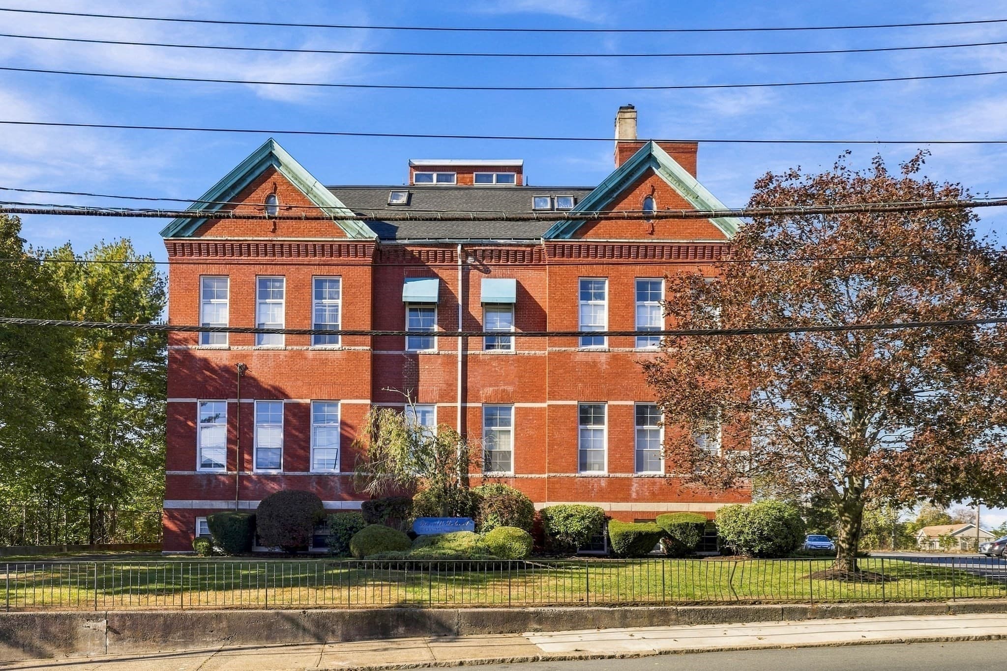 Condominium at 663 Boston St # 7, Lynn MA 01905, photo 37 of 41