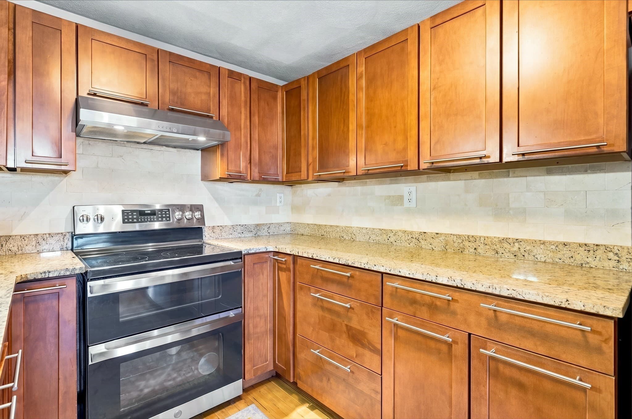 Condominium at 663 Boston St # 7, Lynn MA 01905, photo 15 of 41