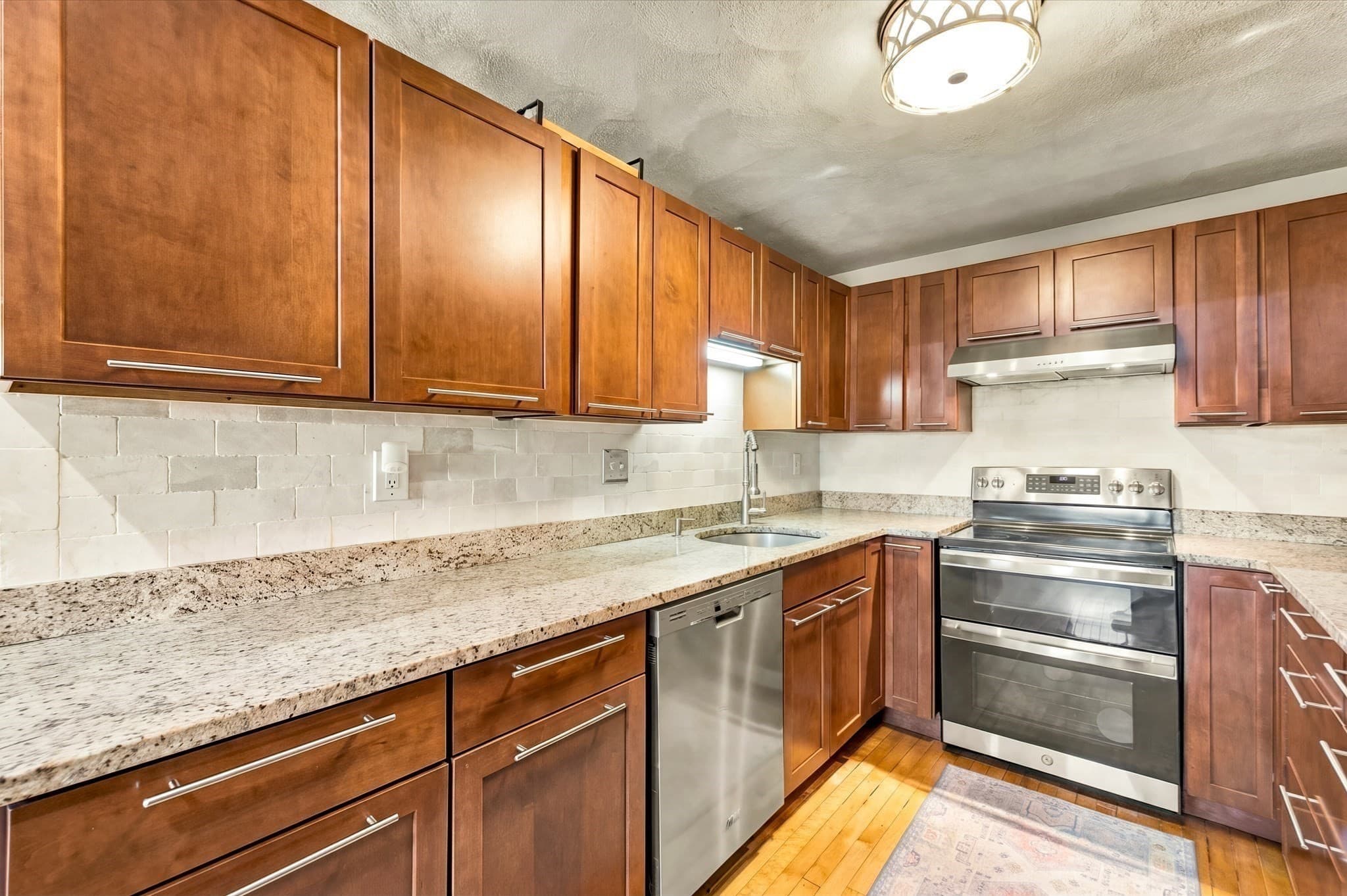 Condominium at 663 Boston St # 7, Lynn MA 01905, photo 11 of 41