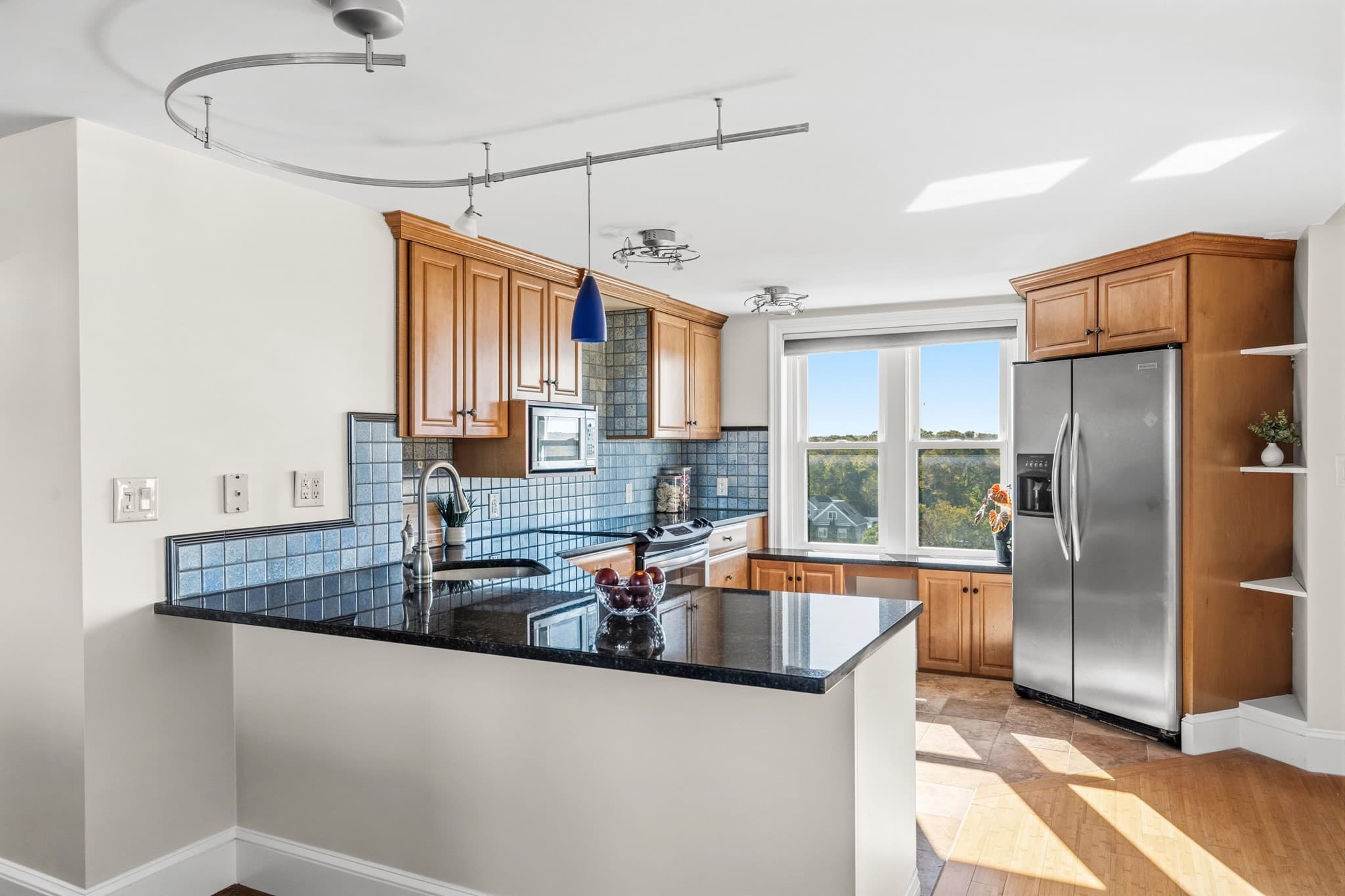 Condominium at 20 Rockland House Rd # 601, Hull MA 02045, photo 8 of 42