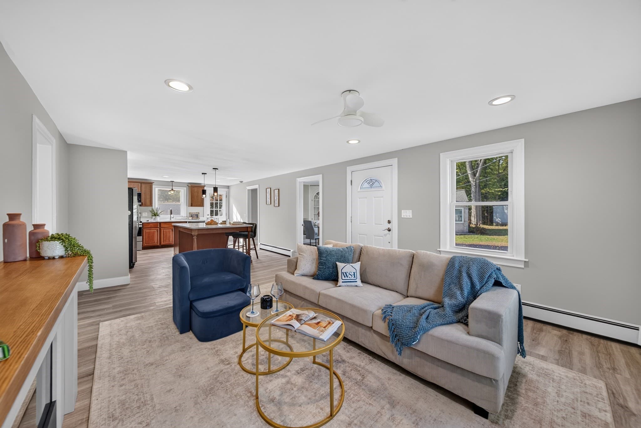 Single Family Residence at 158 Southbridge Rd, Oxford MA 01537, photo 6 of 41