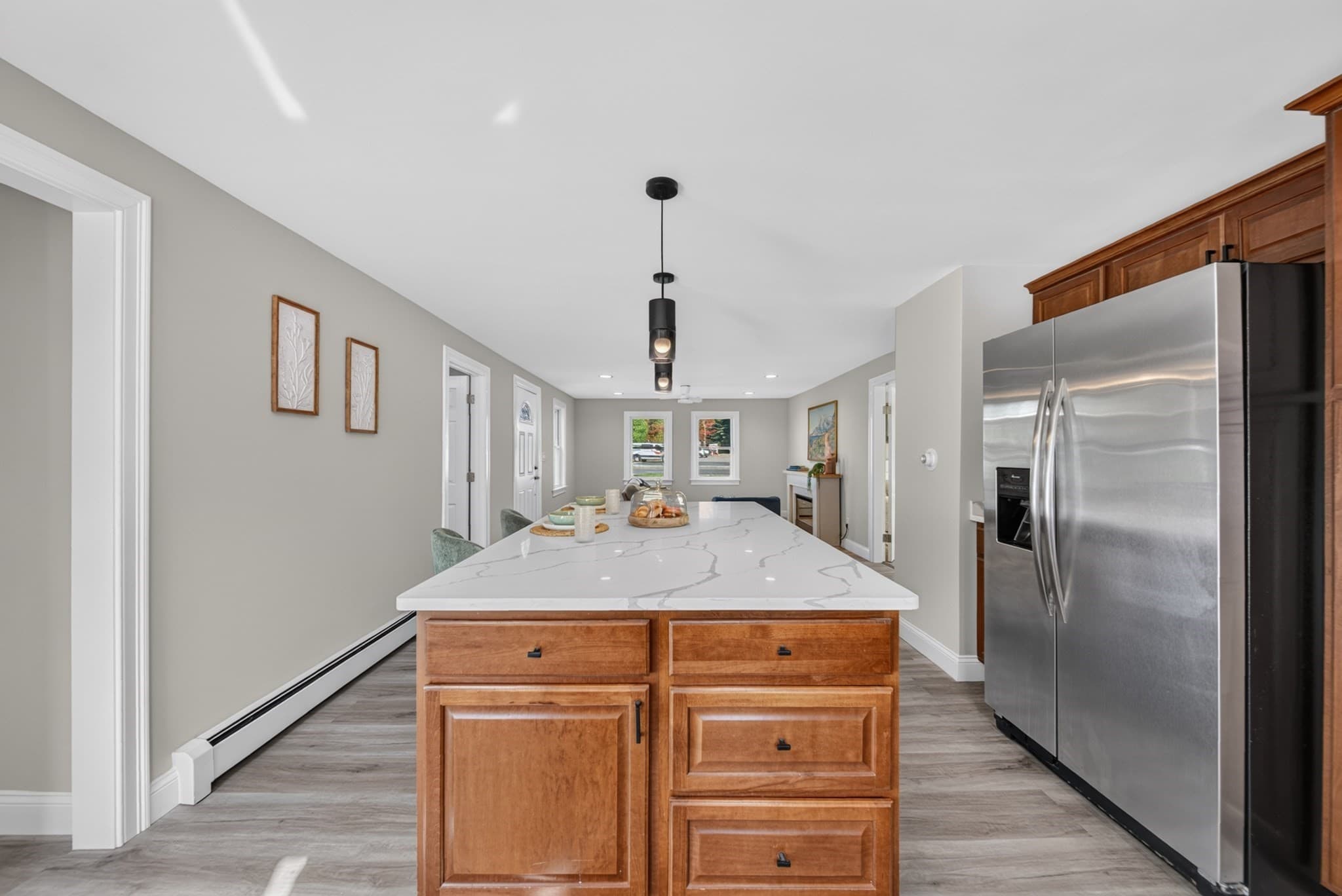 Single Family Residence at 158 Southbridge Rd, Oxford MA 01537, photo 10 of 41