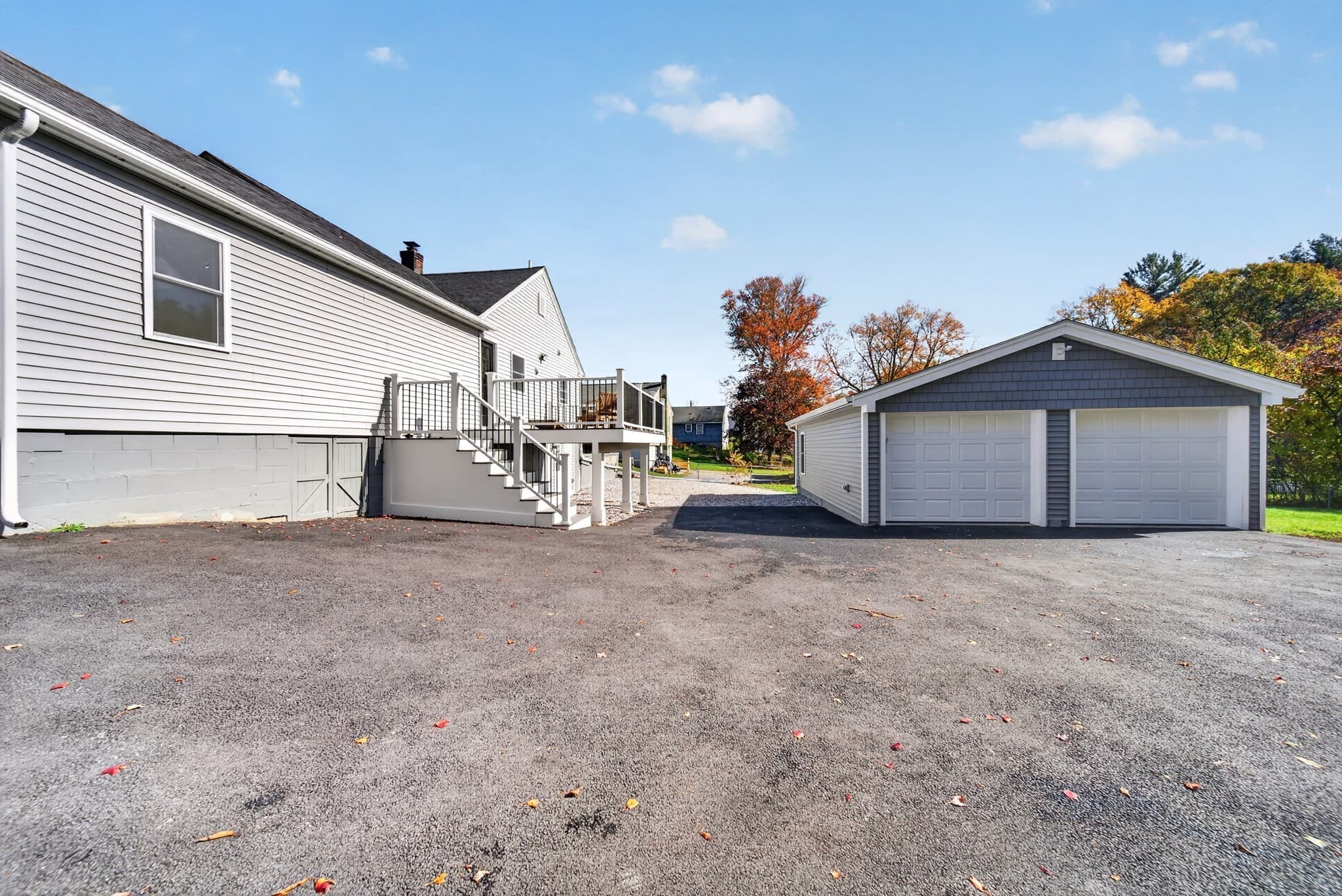 Single Family Residence at 158 Southbridge Rd, Oxford MA 01537, photo 37 of 41