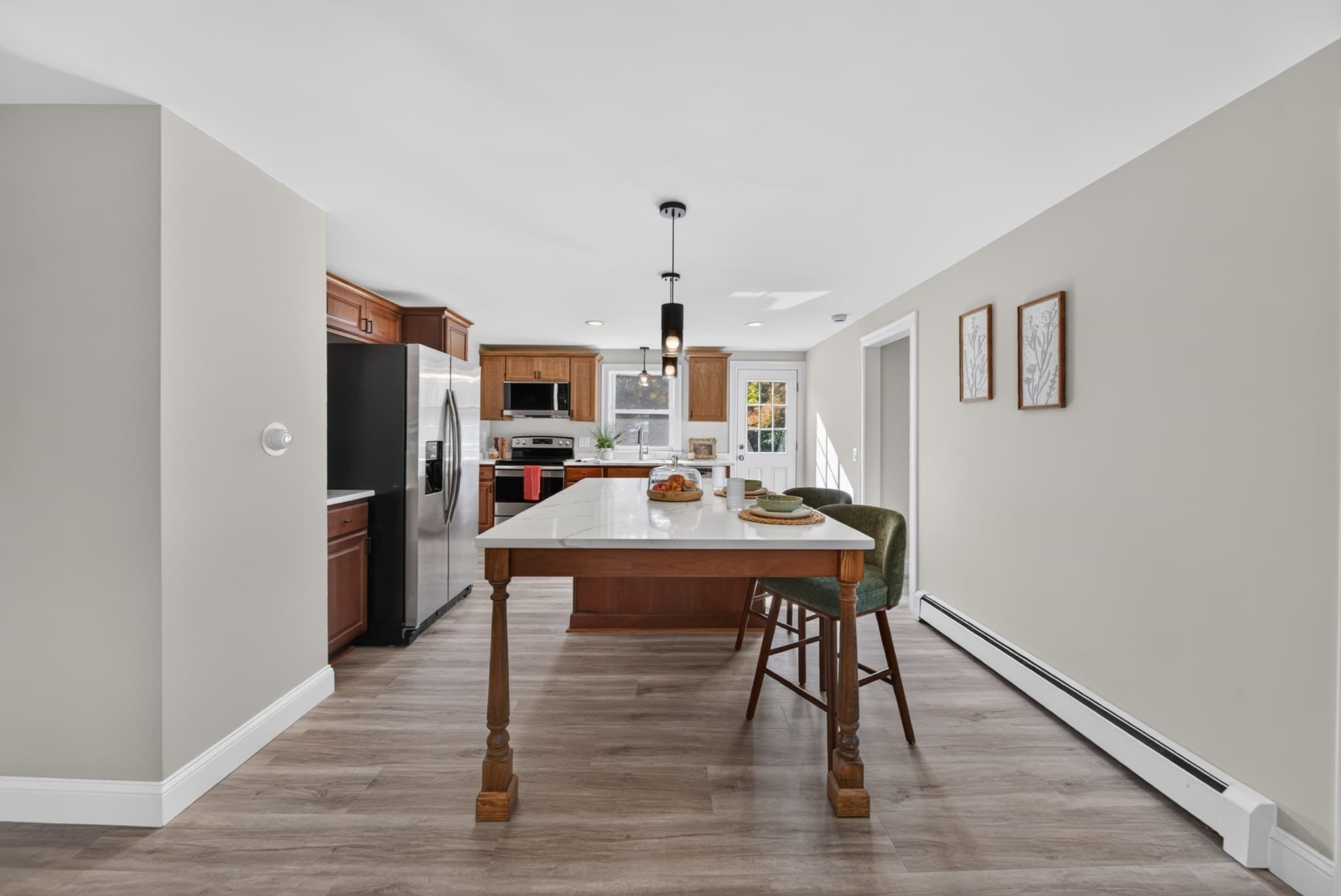 Single Family Residence at 158 Southbridge Rd, Oxford MA 01537, photo 11 of 41