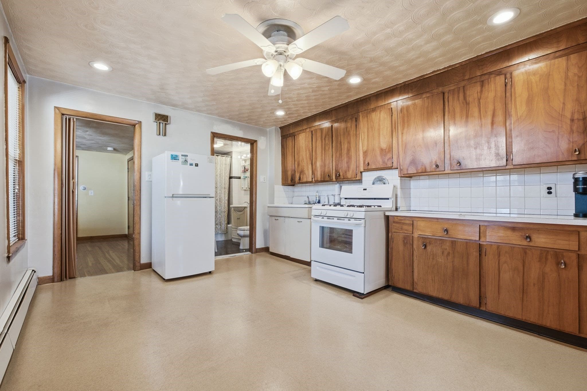 3 Family at 94 Chelsea St, Boston MA 02128, photo 3 of 42