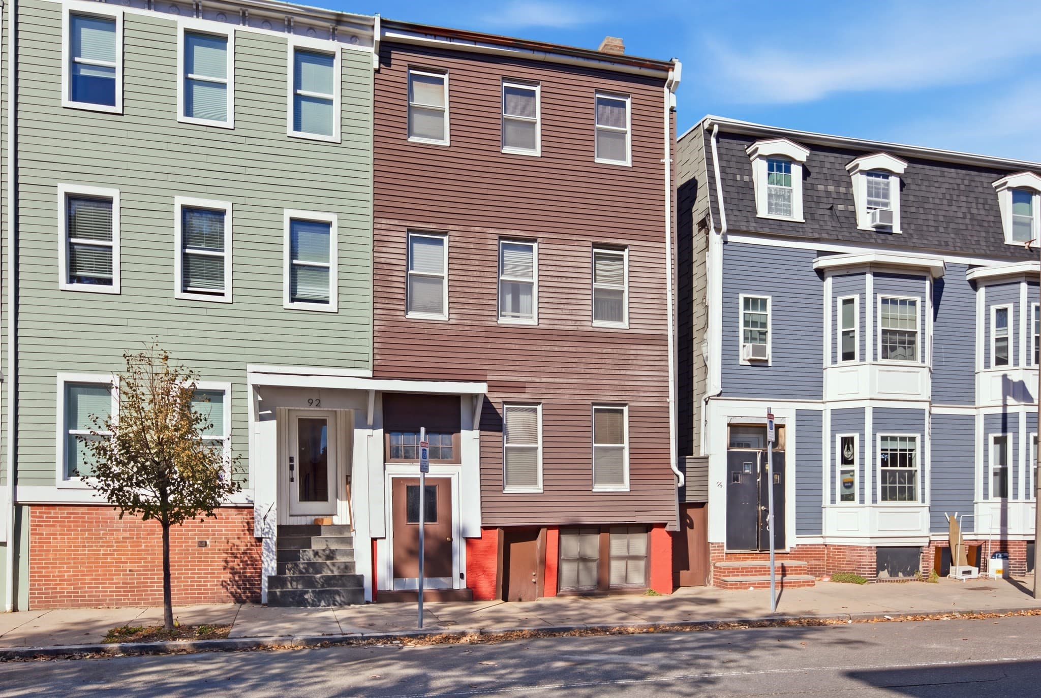 94 Chelsea St, Boston MA 02128