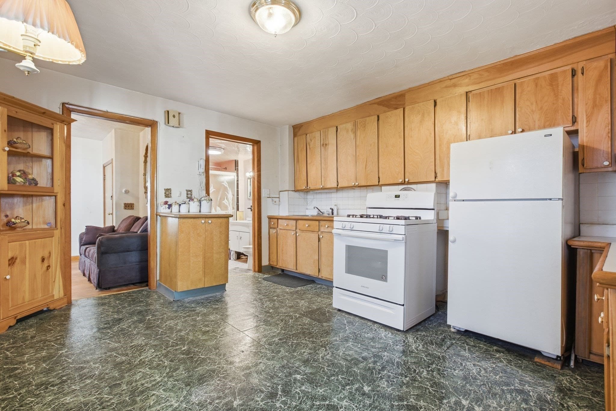 3 Family at 94 Chelsea St, Boston MA 02128, photo 14 of 42