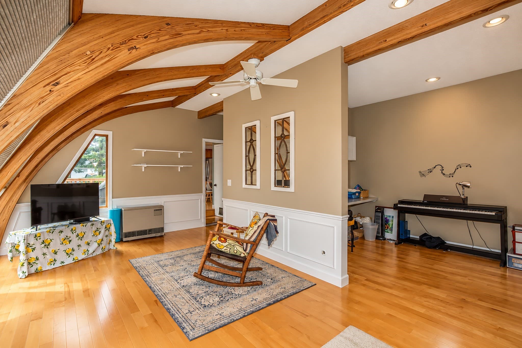 Single Family Residence at 70 Strawberry Hill Rd, Agawam MA 01030, photo 13 of 37