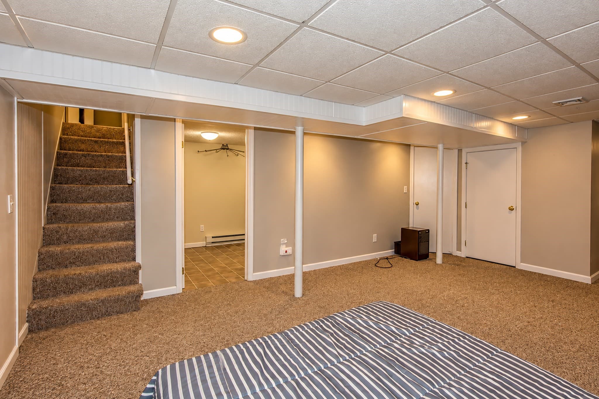 Single Family Residence at 70 Strawberry Hill Rd, Agawam MA 01030, photo 26 of 37