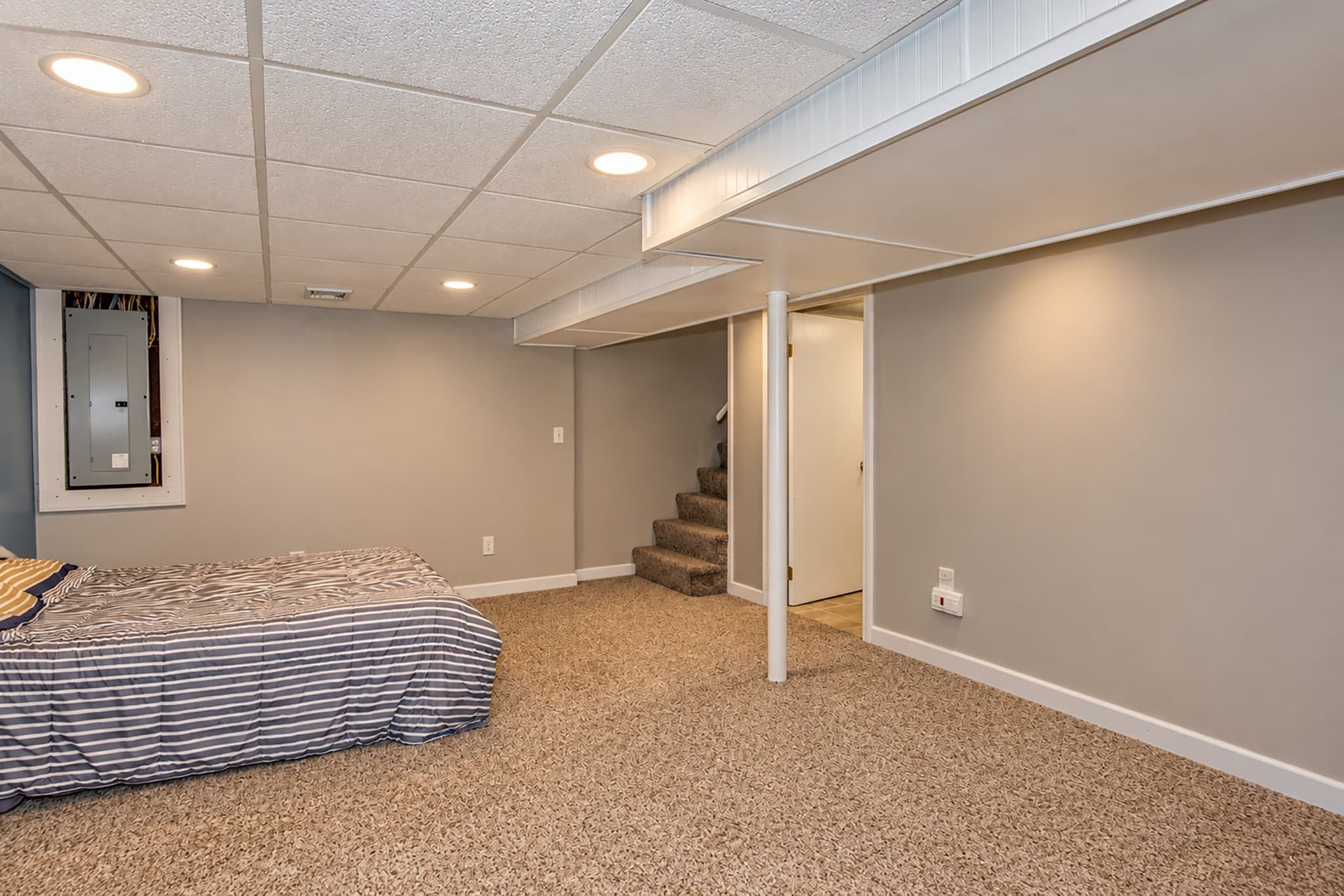 Single Family Residence at 70 Strawberry Hill Rd, Agawam MA 01030, photo 25 of 37